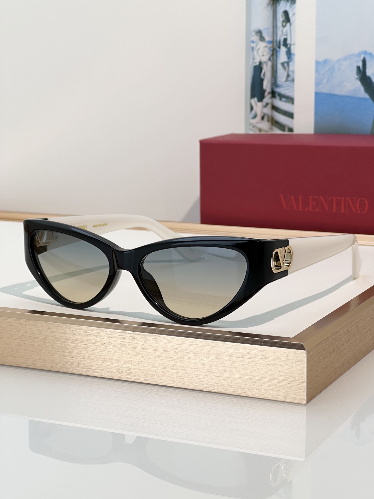 Designer Sunglasses VG0014SA