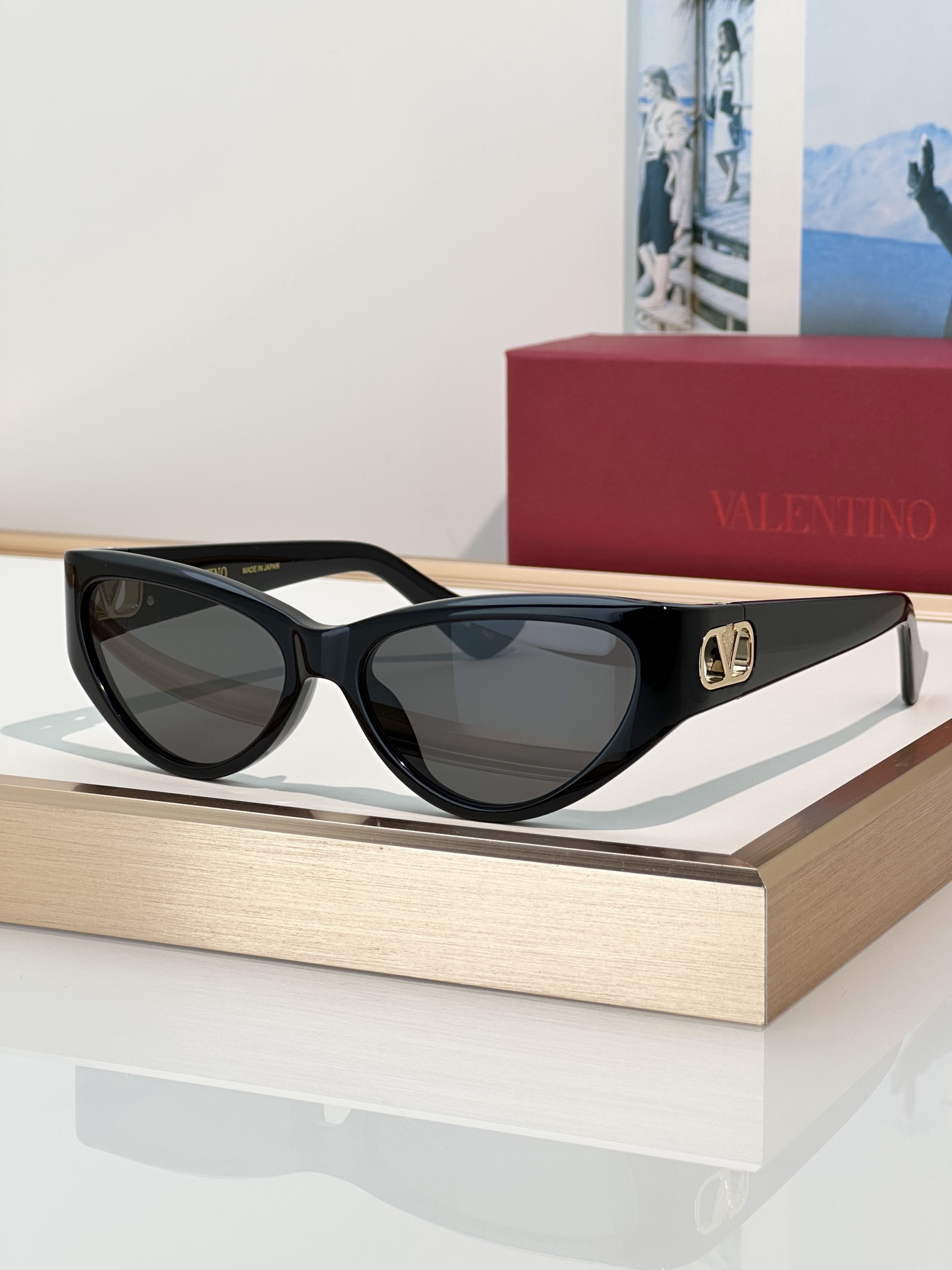 Designer Sunglasses VG0014SA