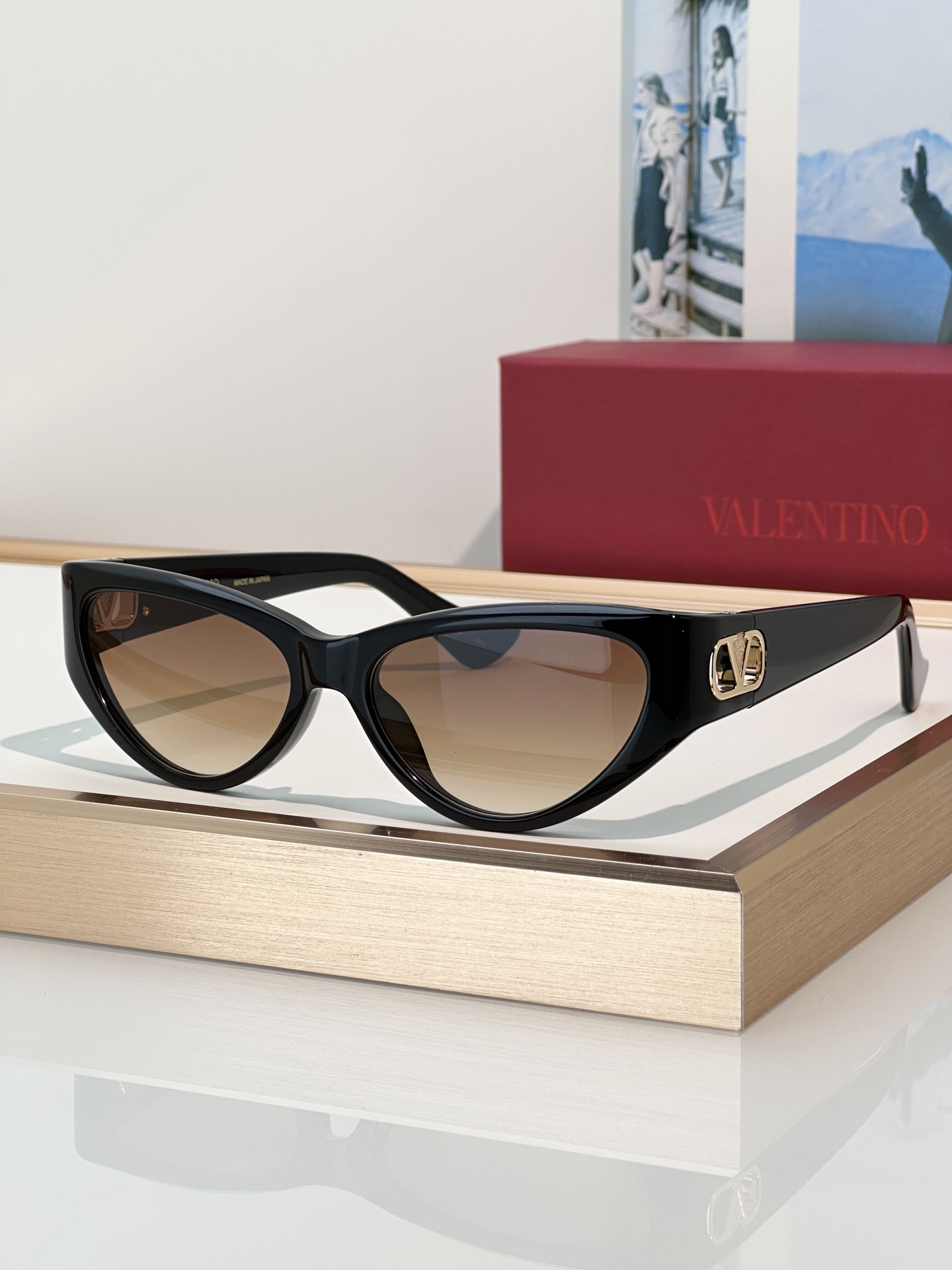 Designer Sunglasses VG0014SA