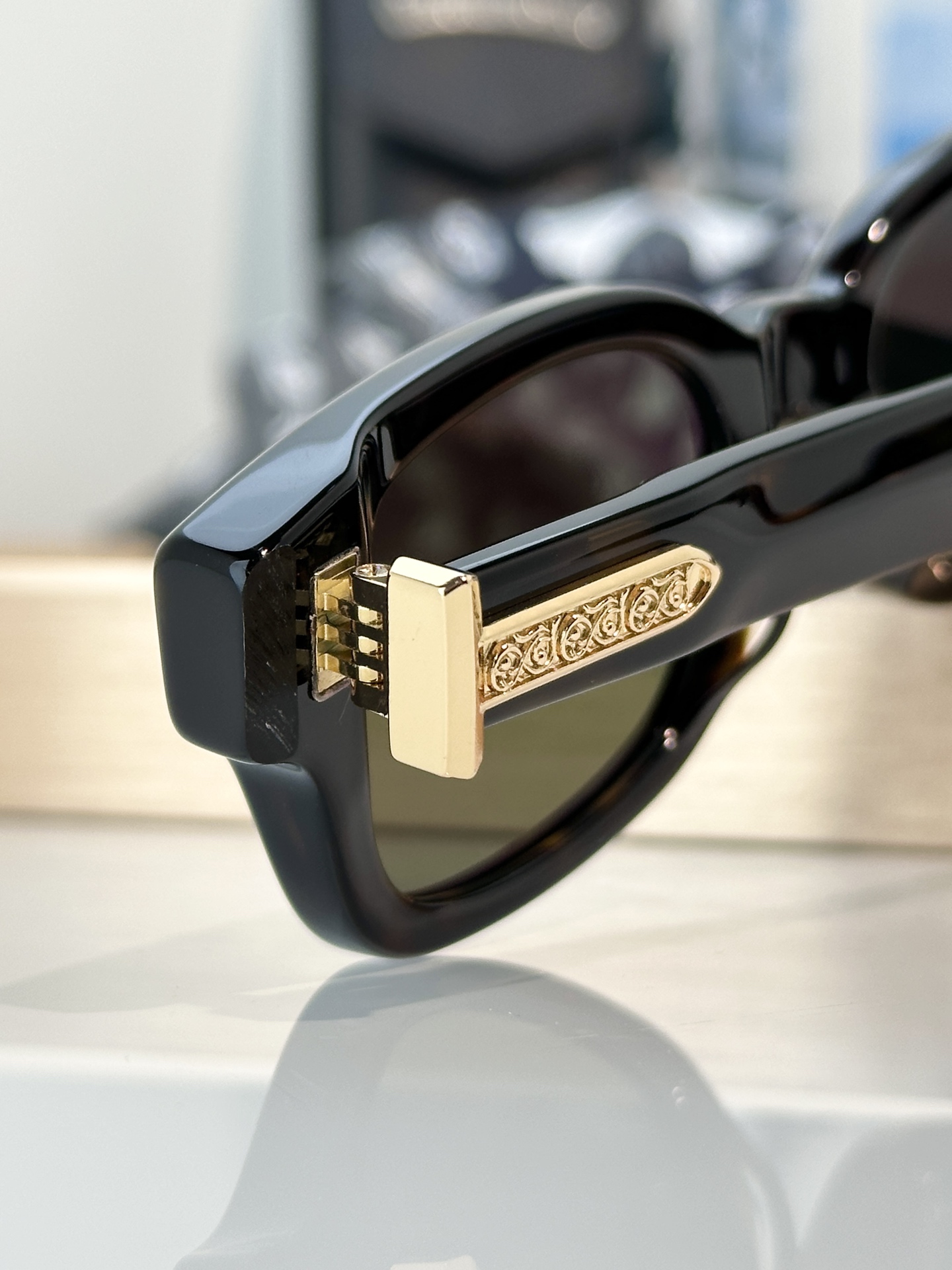 Designer Sunglasses WEIRDO