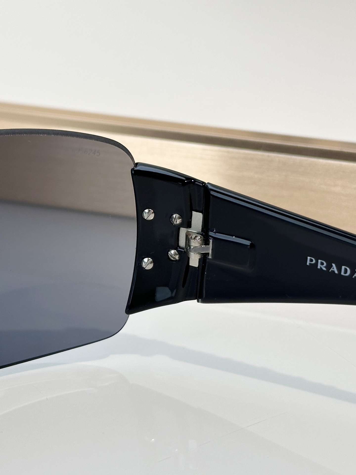 Designer Sunglasses SPR