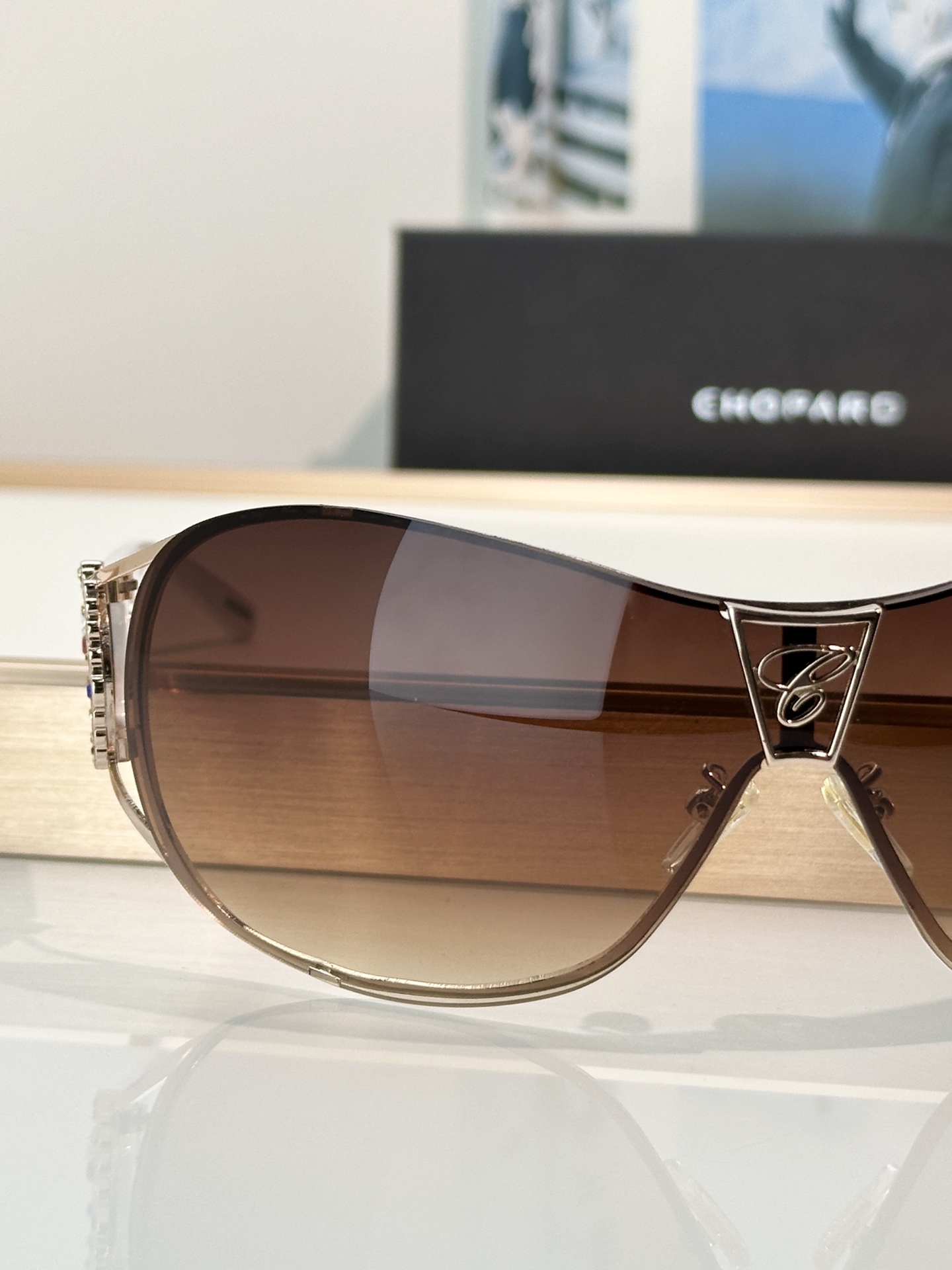 Designer Sunglasses SCH863S