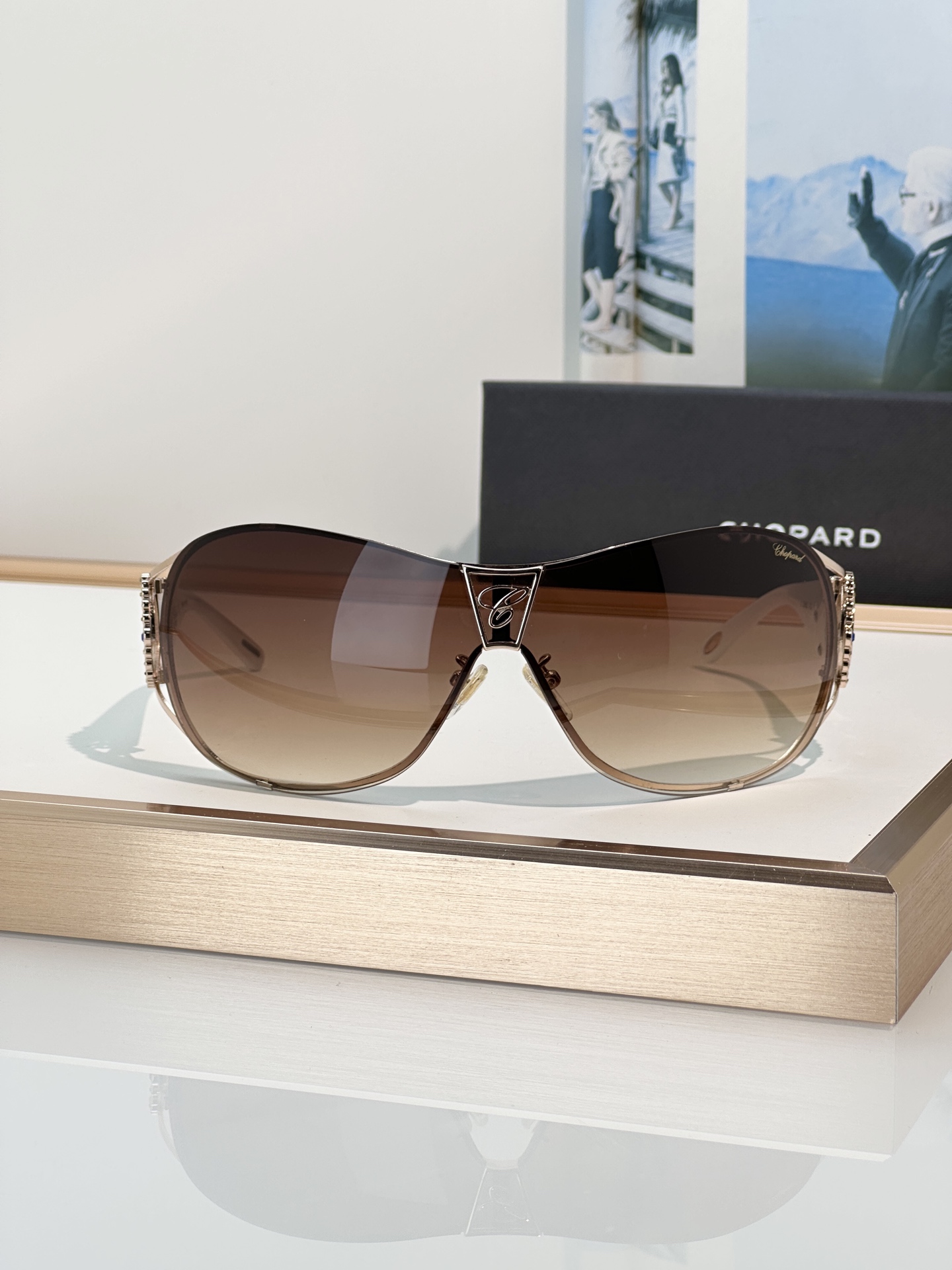 Designer Sunglasses SCH863S