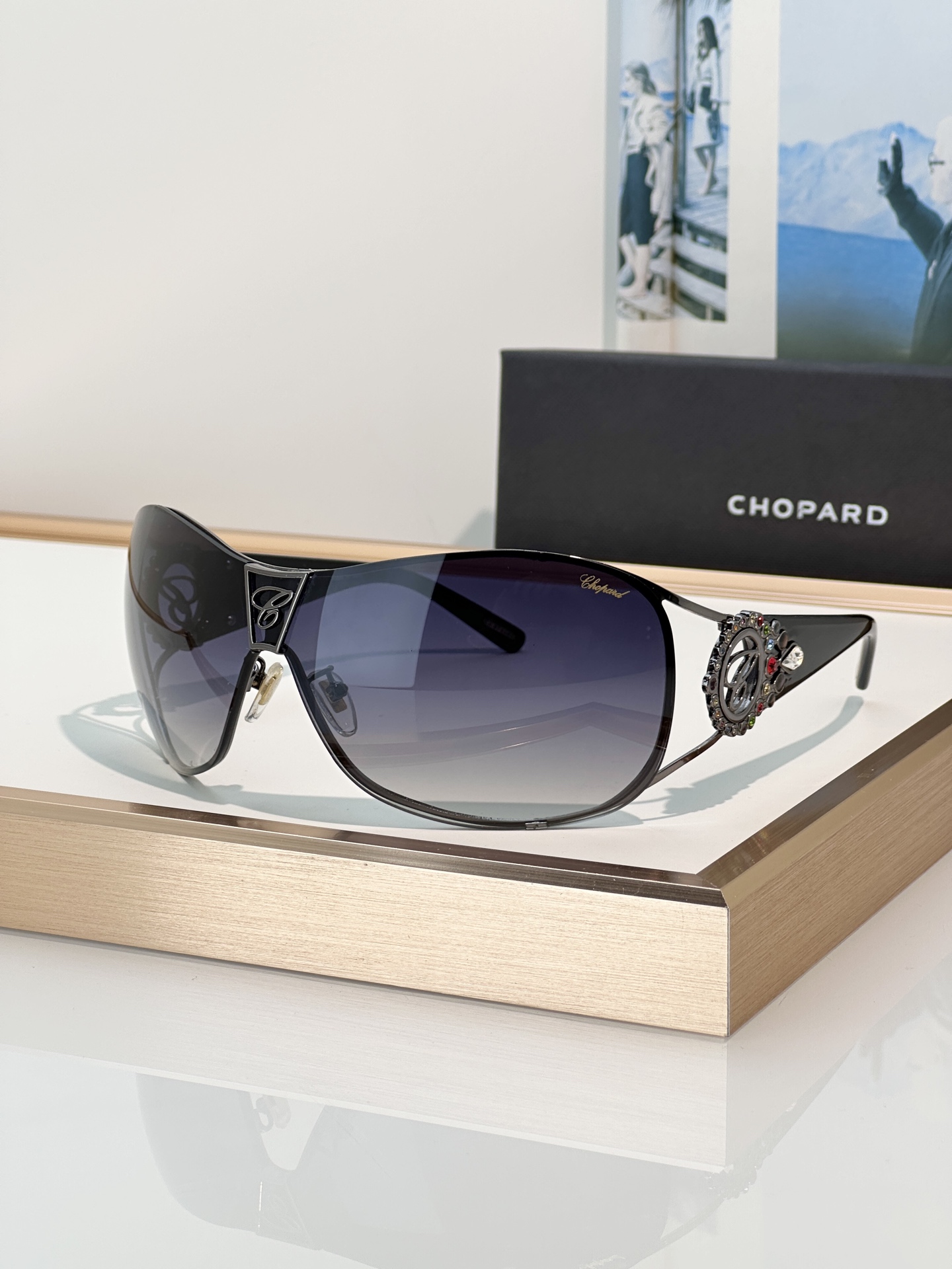 Designer Sunglasses SCH863S