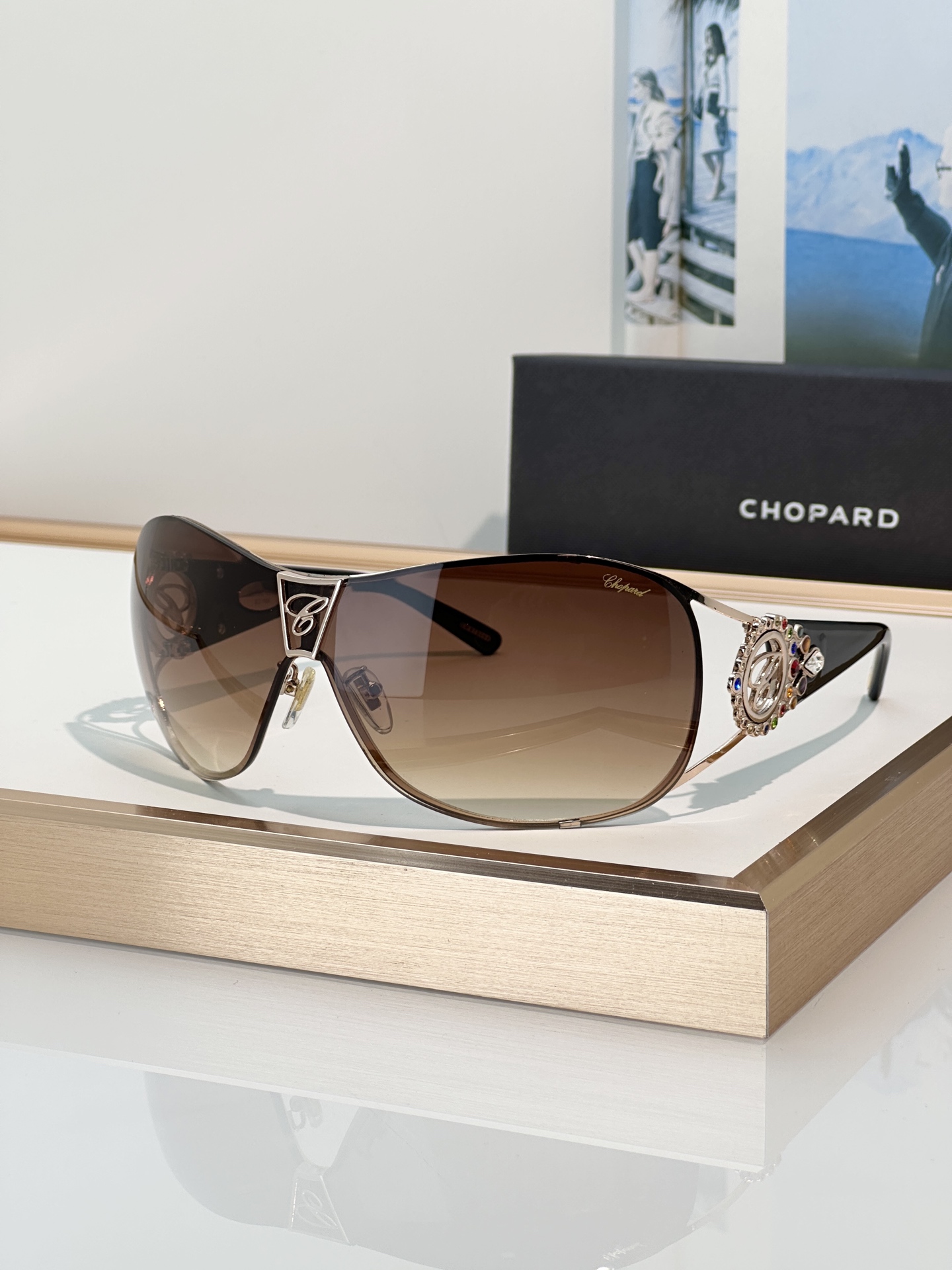 Designer Sunglasses SCH863S