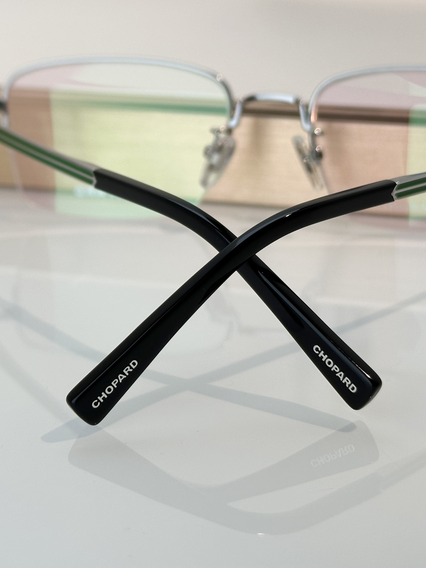 Designer Sunglasses VCHM62J
