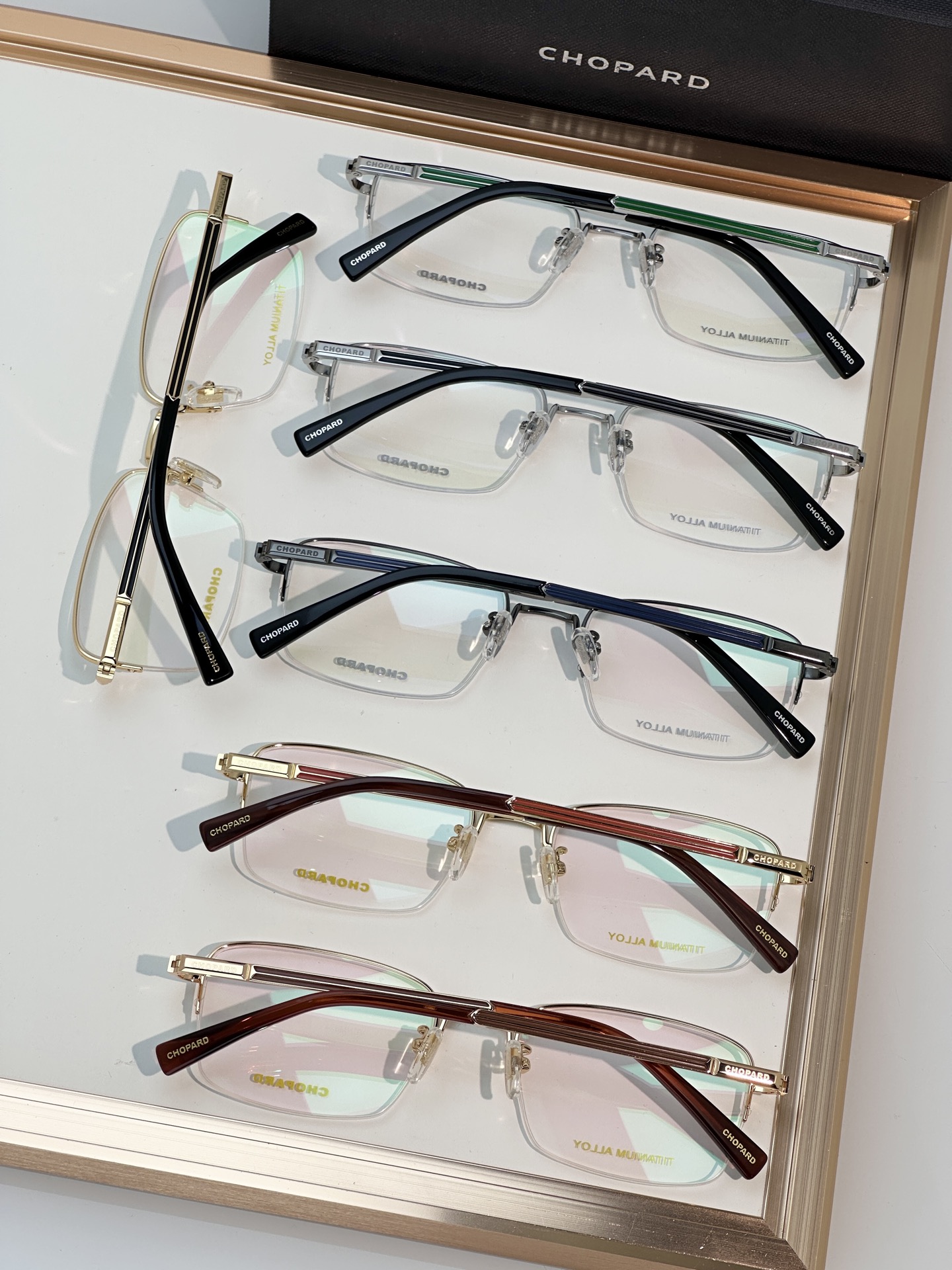Designer Sunglasses VCHM62J