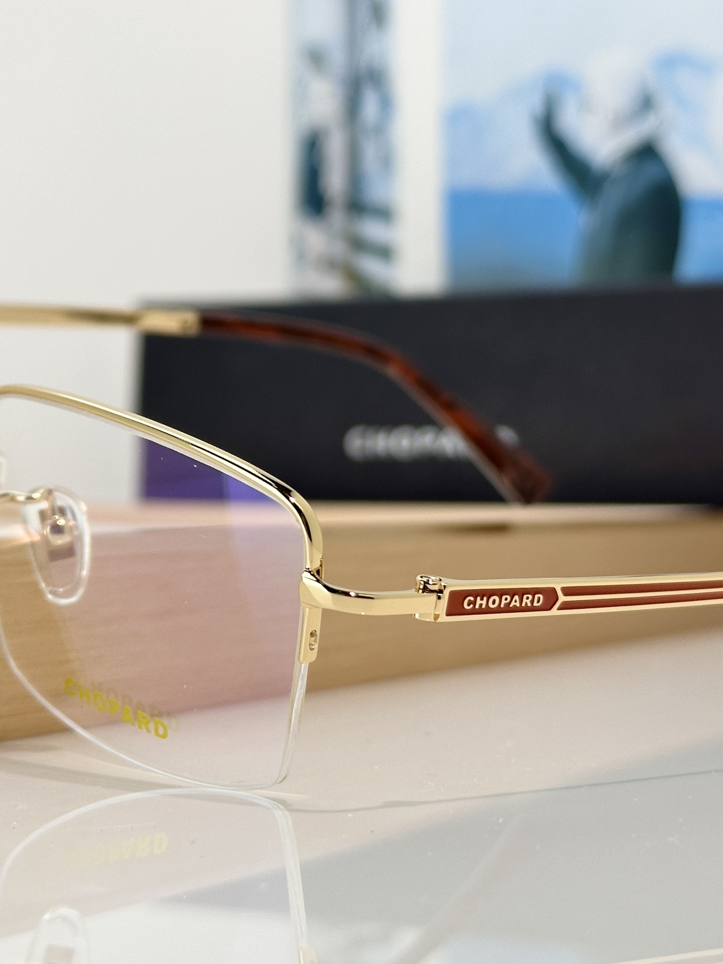 Designer Sunglasses VCHM25J