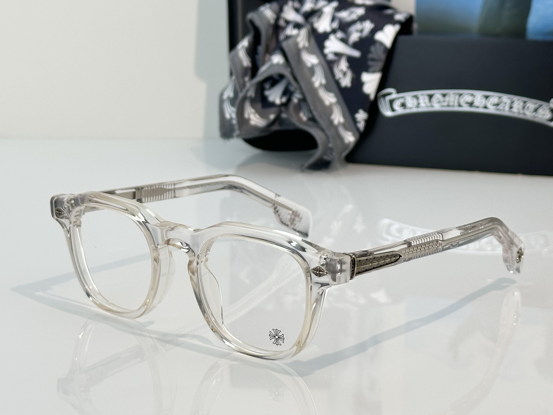 Designer Sunglasses CHIRP