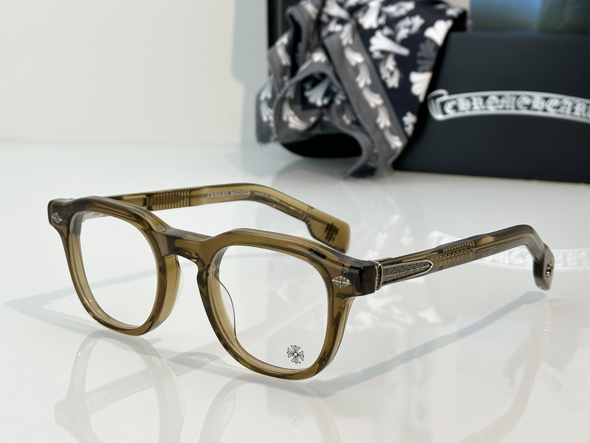 Designer Sunglasses CHIRP