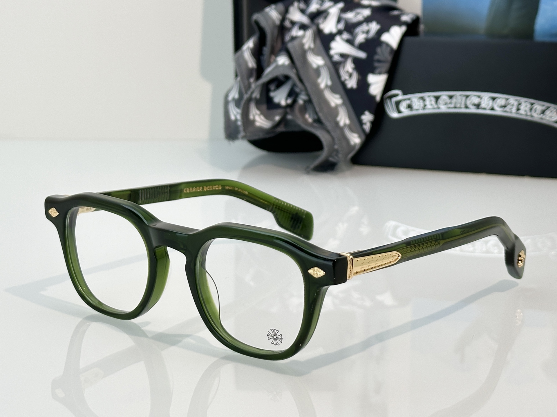 Designer Sunglasses CHIRP