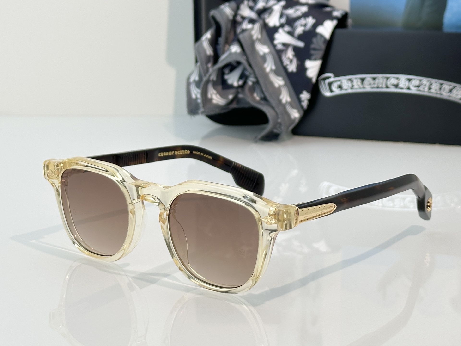 Designer Sunglasses CHIRP