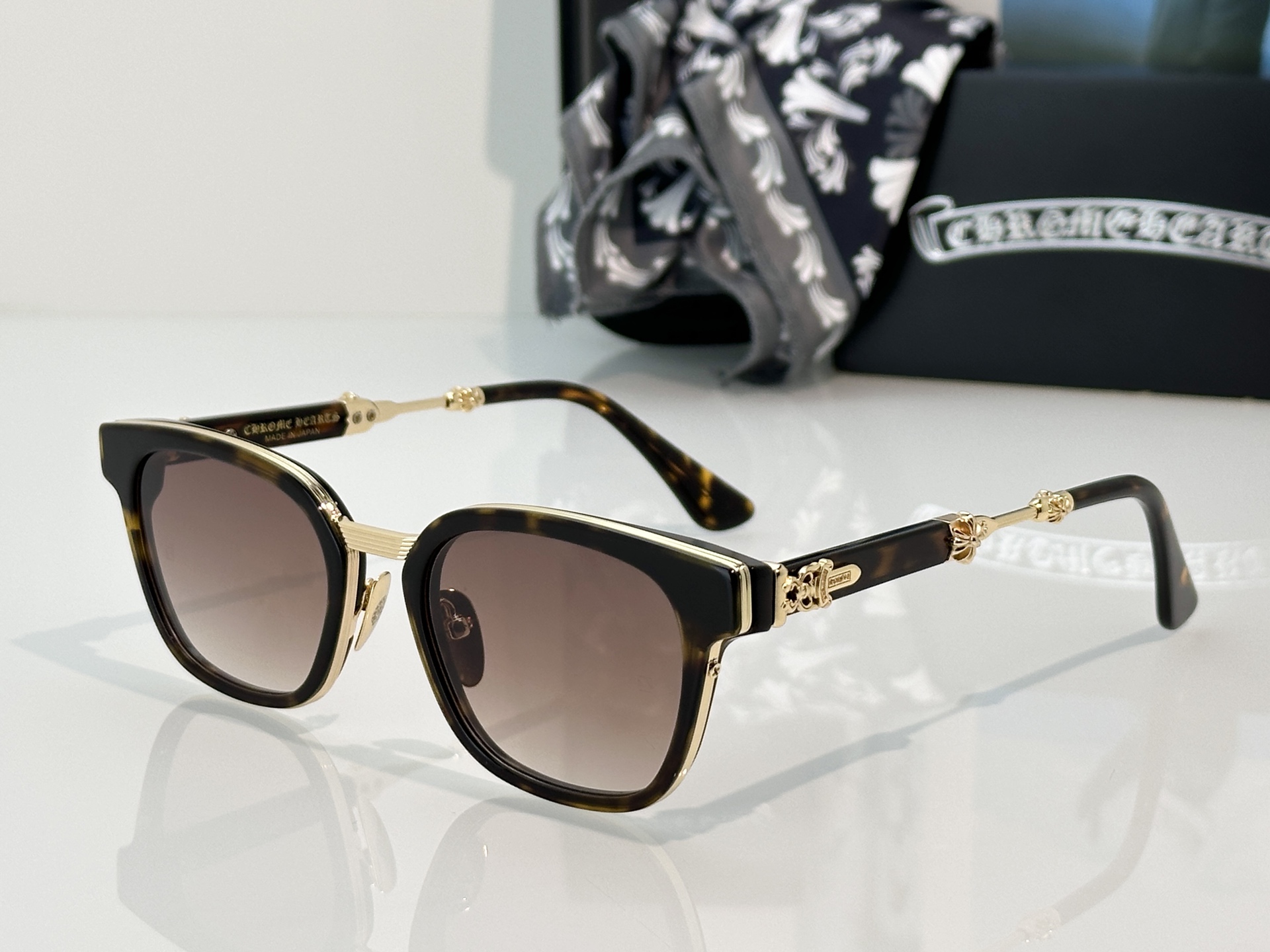 Designer Sunglasses DUCK