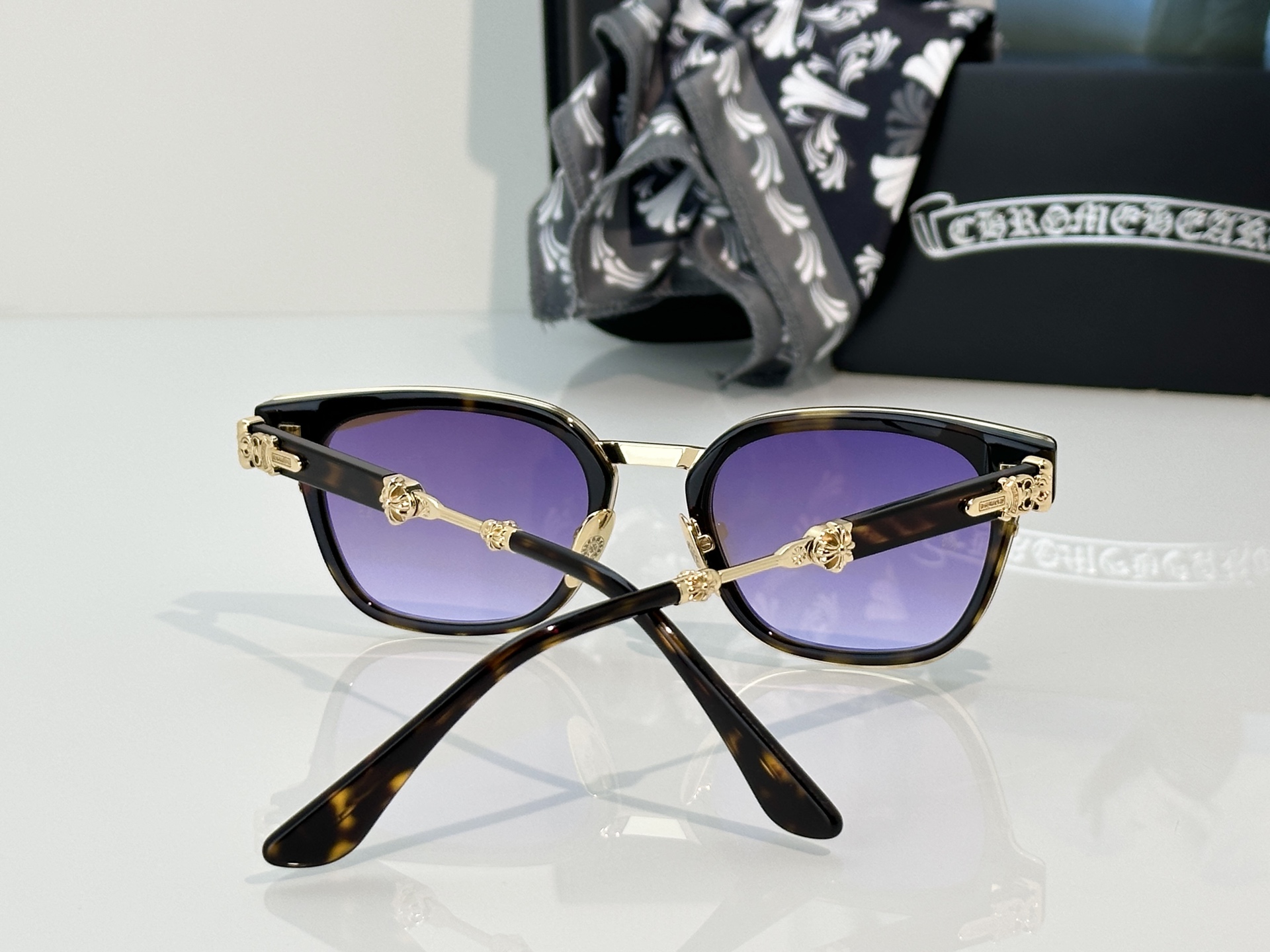 Designer Sunglasses DUCK