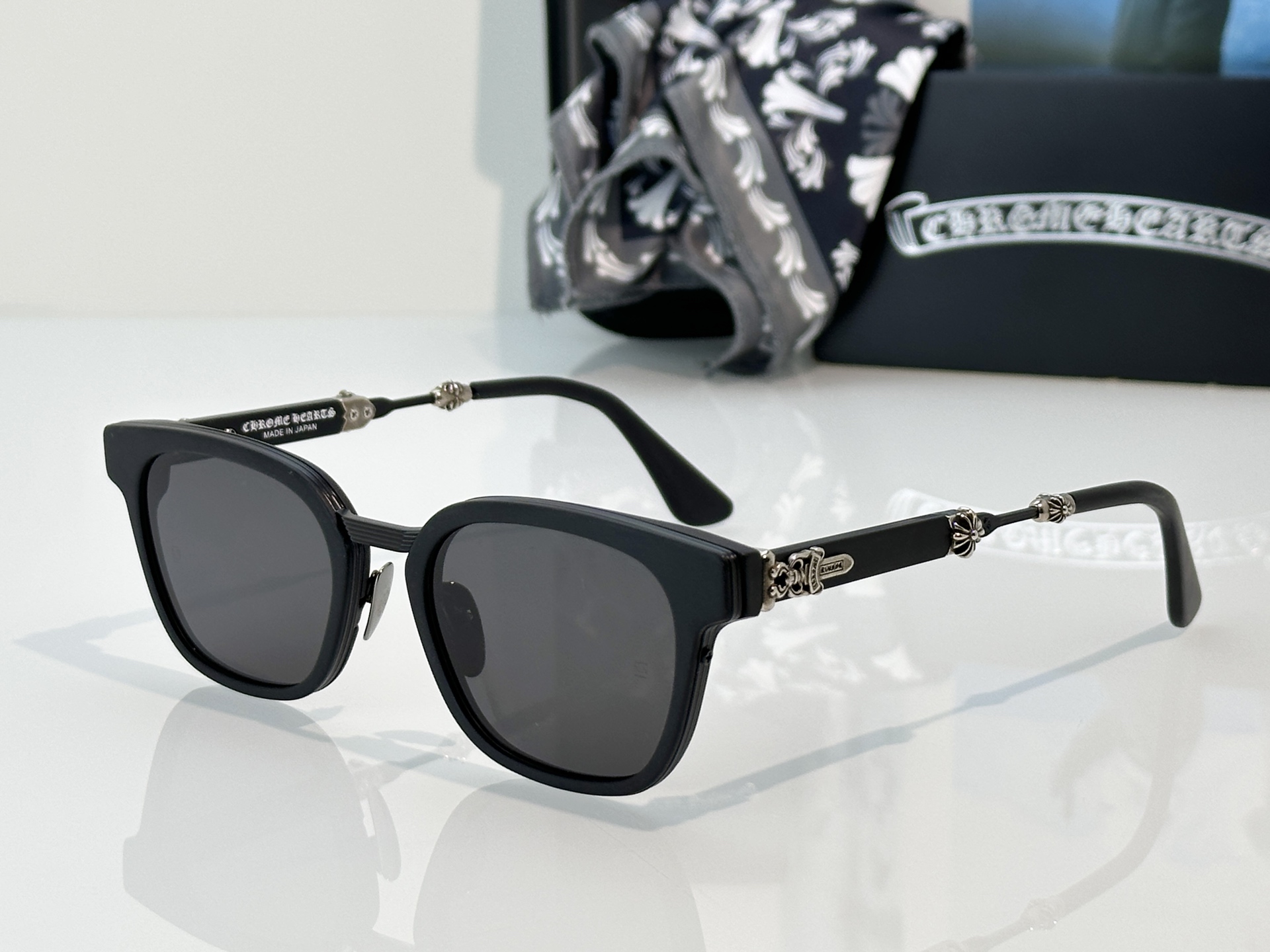 Designer Sunglasses DUCK