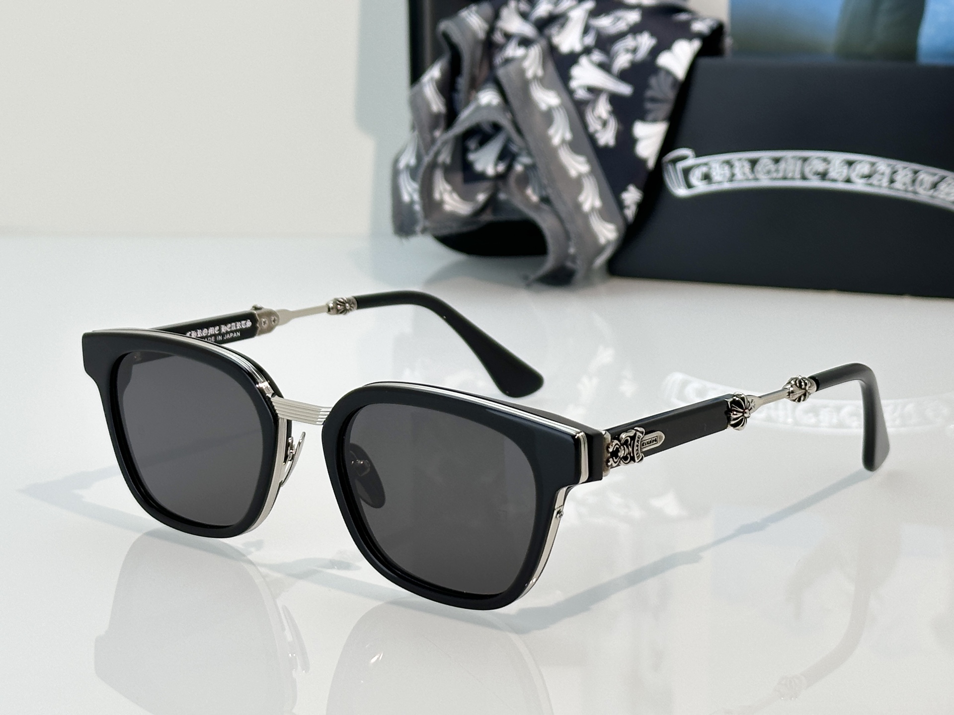 Designer Sunglasses DUCK