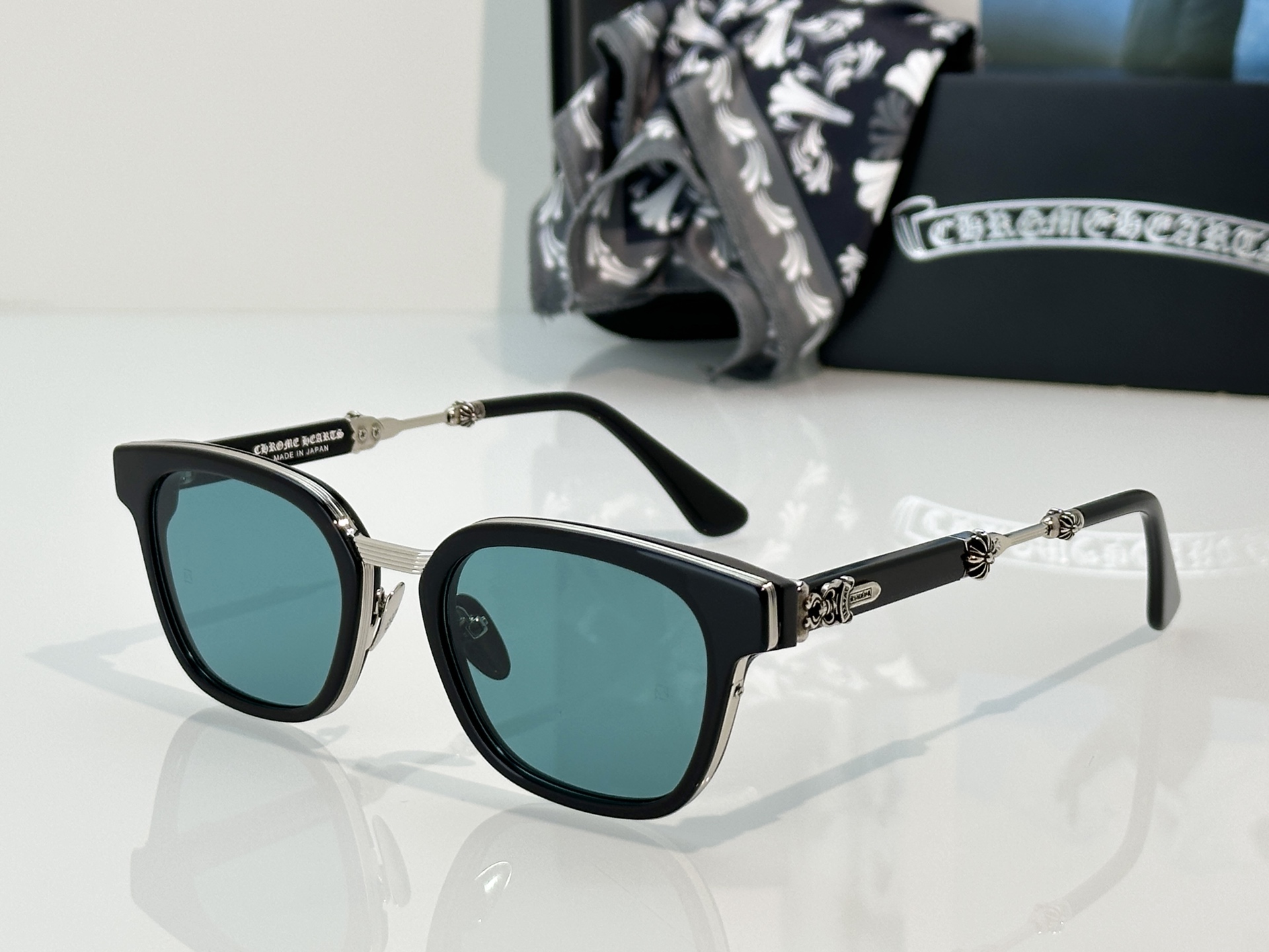 Designer Sunglasses DUCK