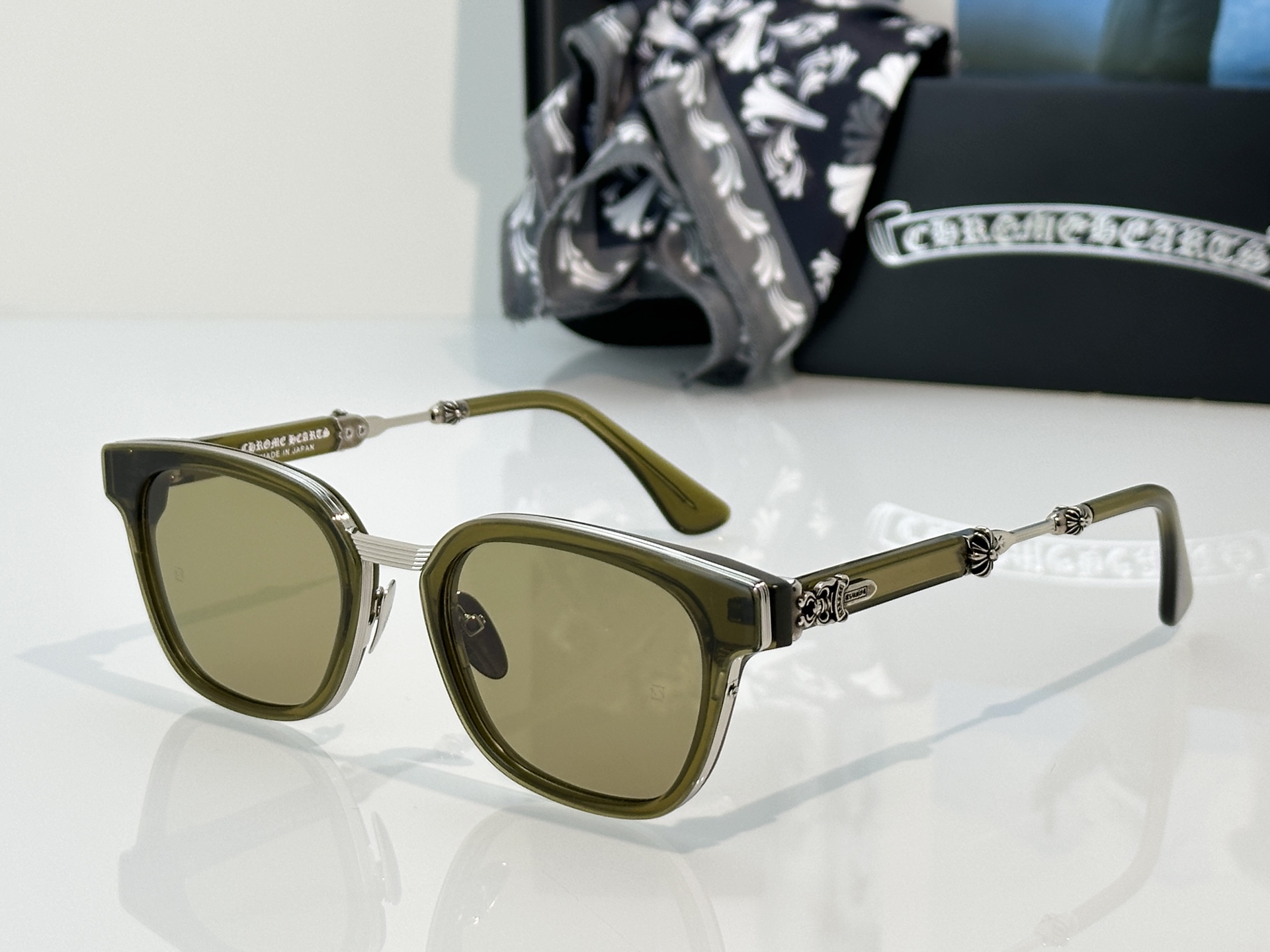 Designer Sunglasses DUCK