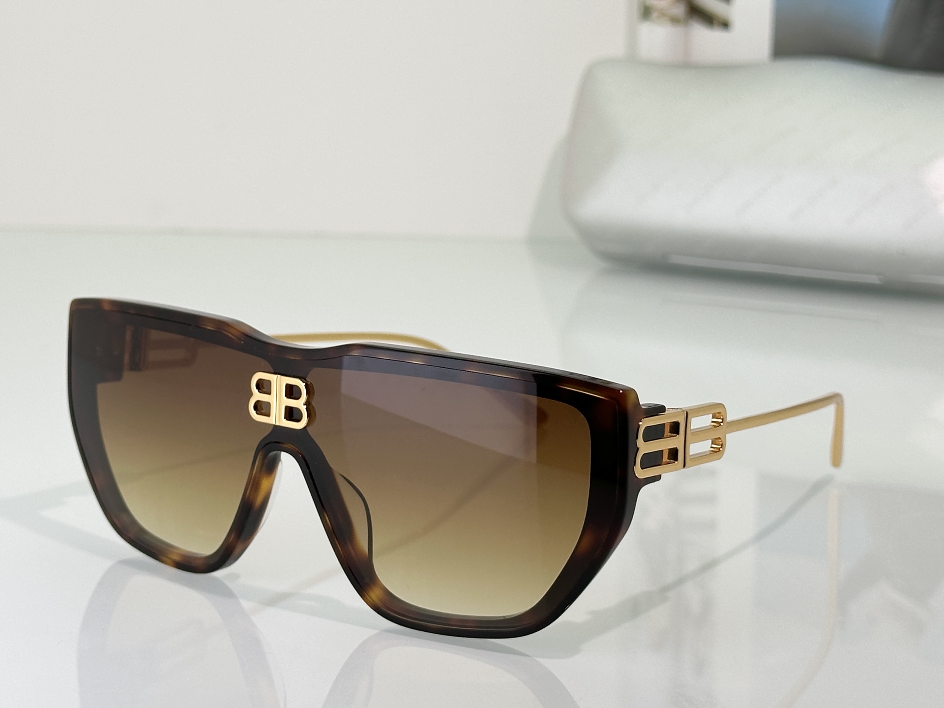 Balenciaga Sunglasses BB2272