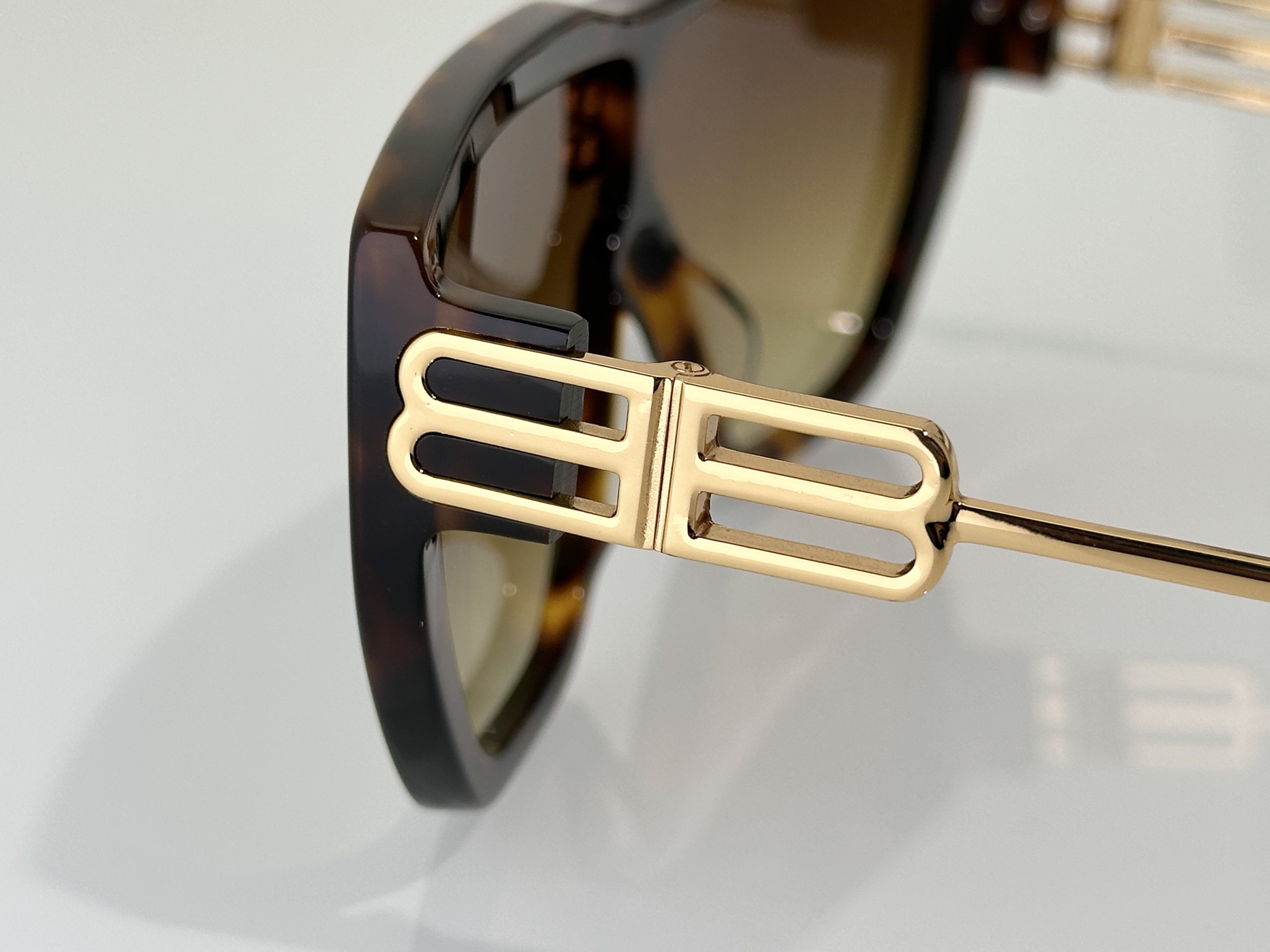 Balenciaga Sunglasses BB2272
