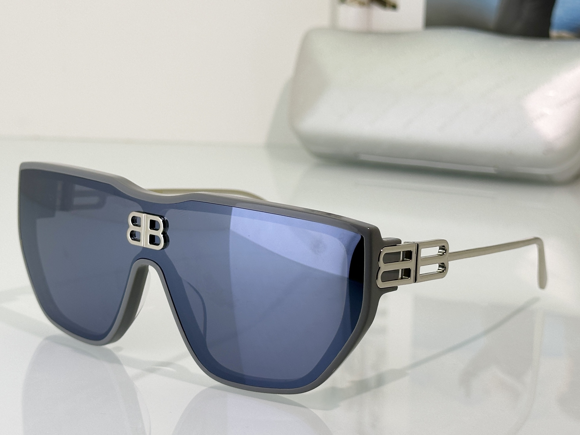 Balenciaga Sunglasses BB2272