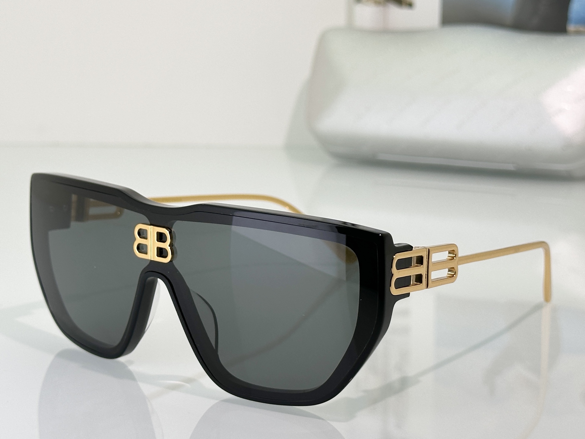 Balenciaga Sunglasses BB2272