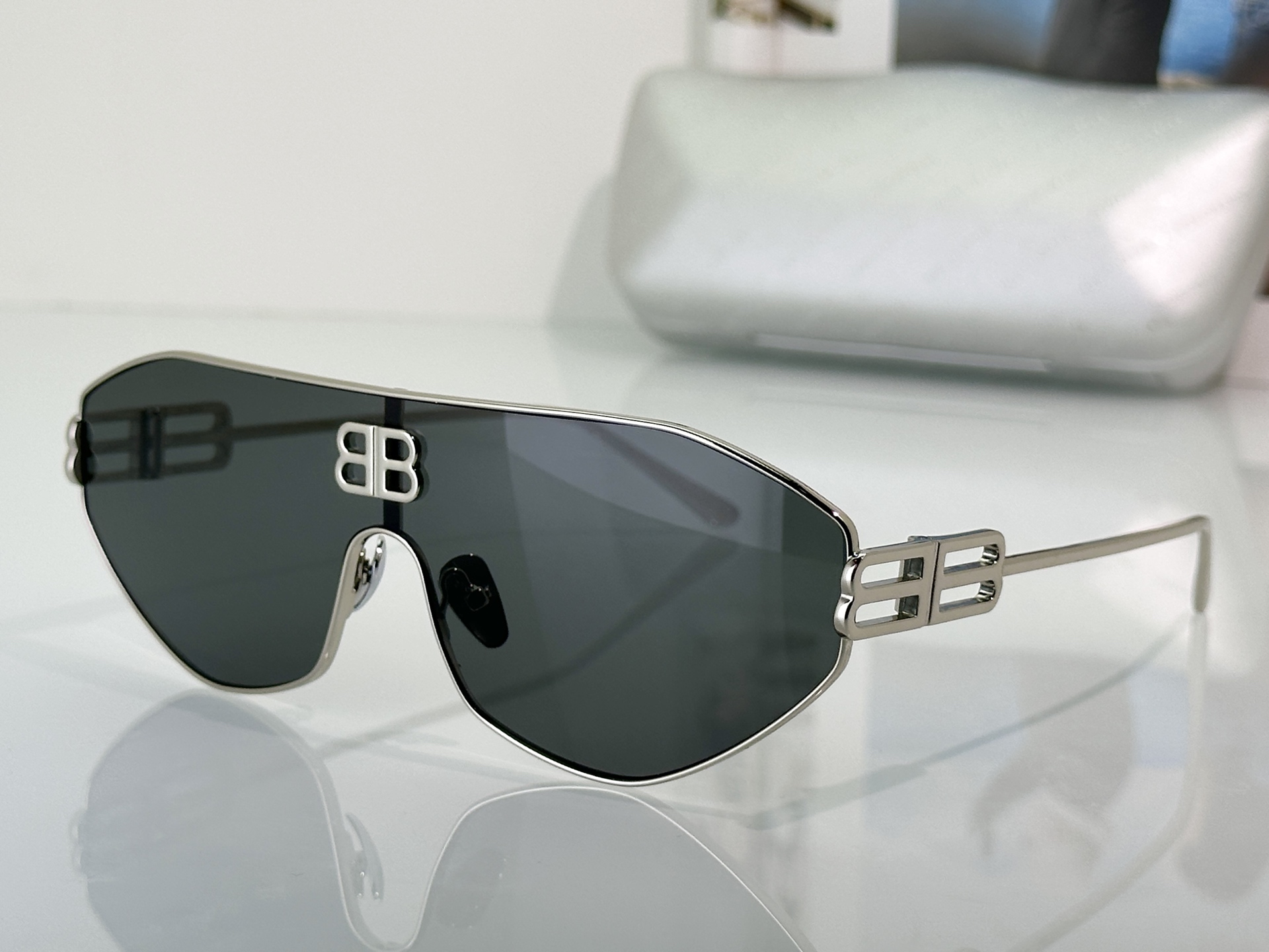 Balenciaga Sunglasses BB2271