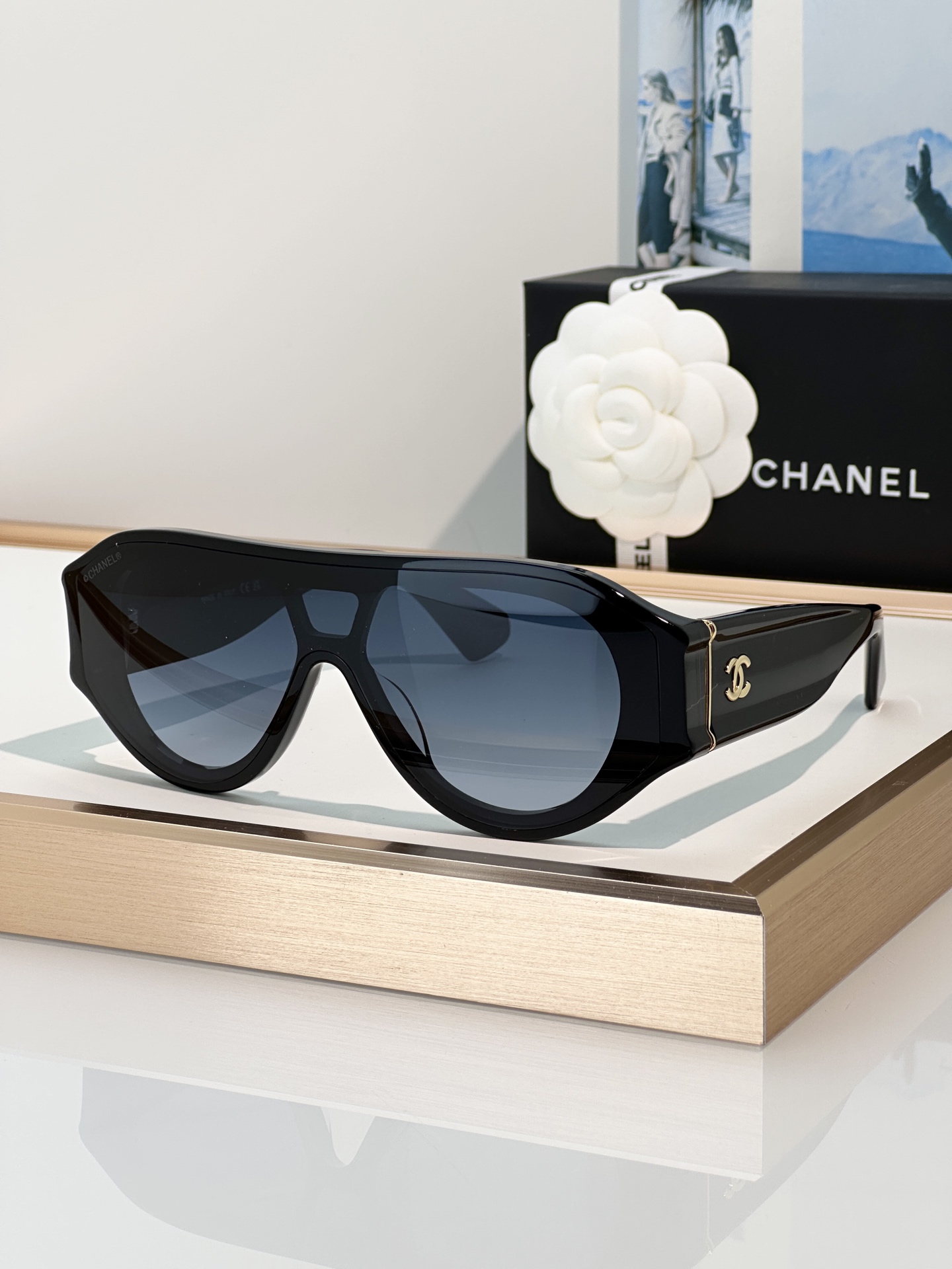 Chanel Sunglasses 5568
