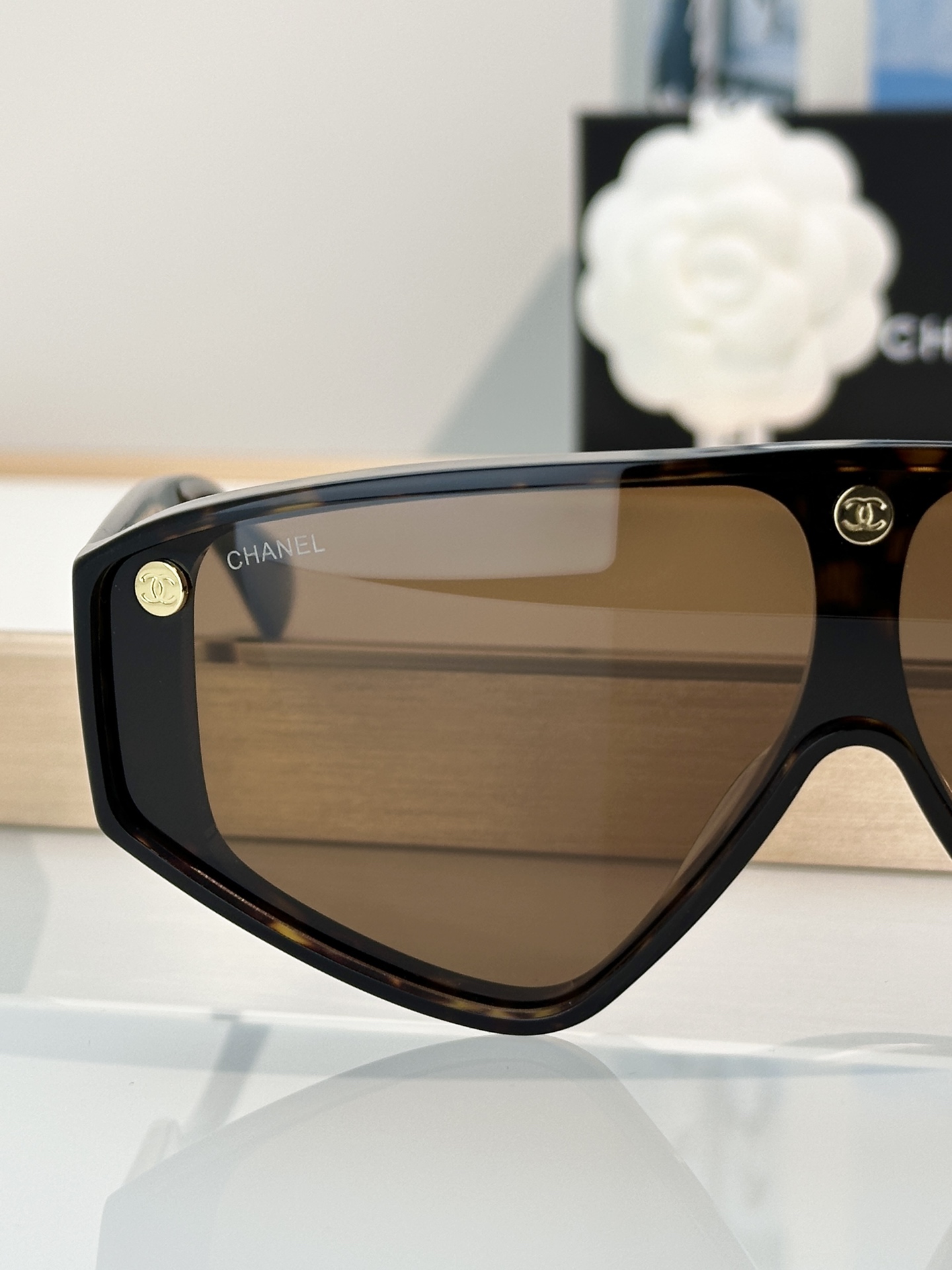 Chanel Sunglasses 9205