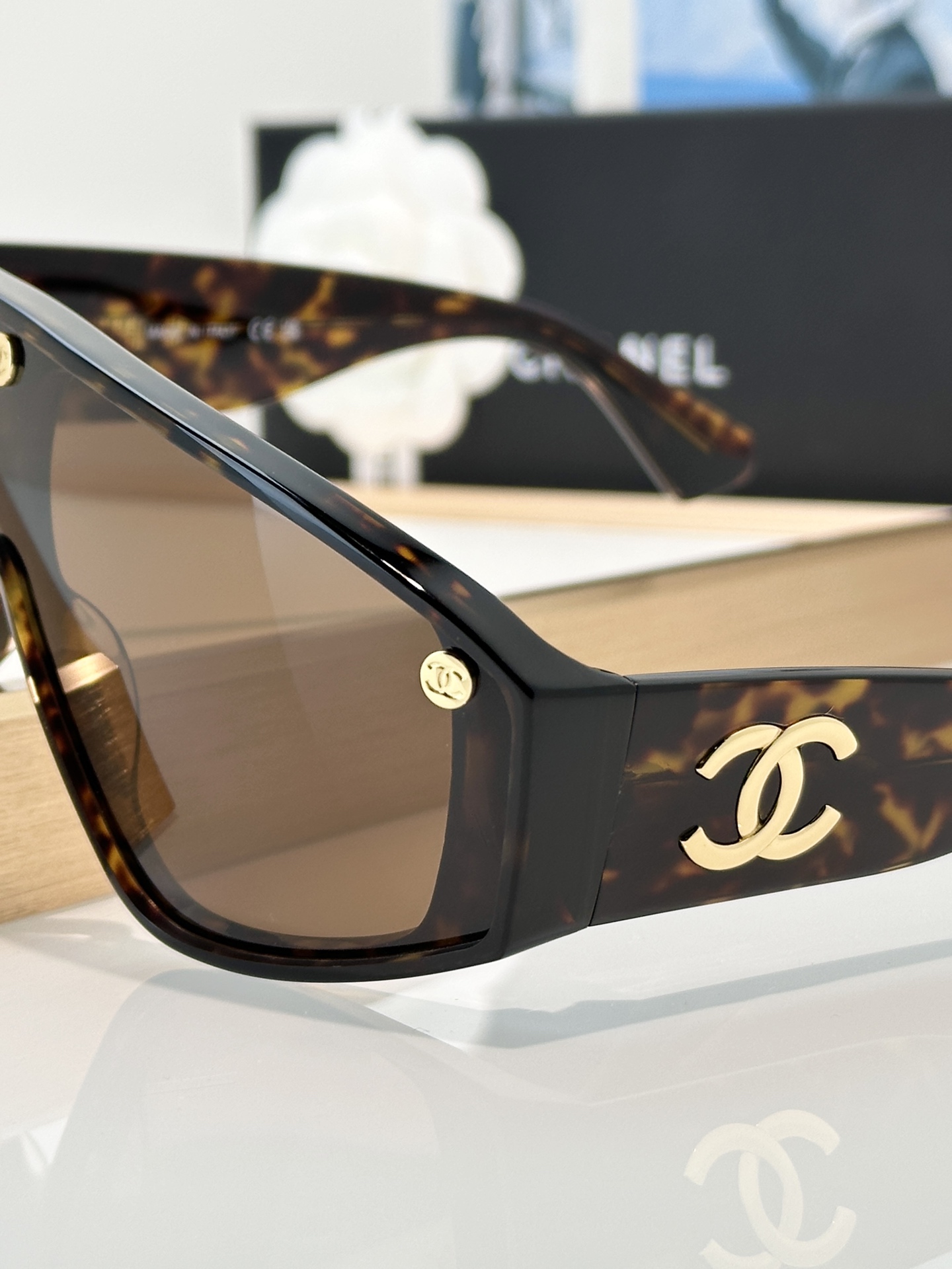 Chanel Sunglasses 9205