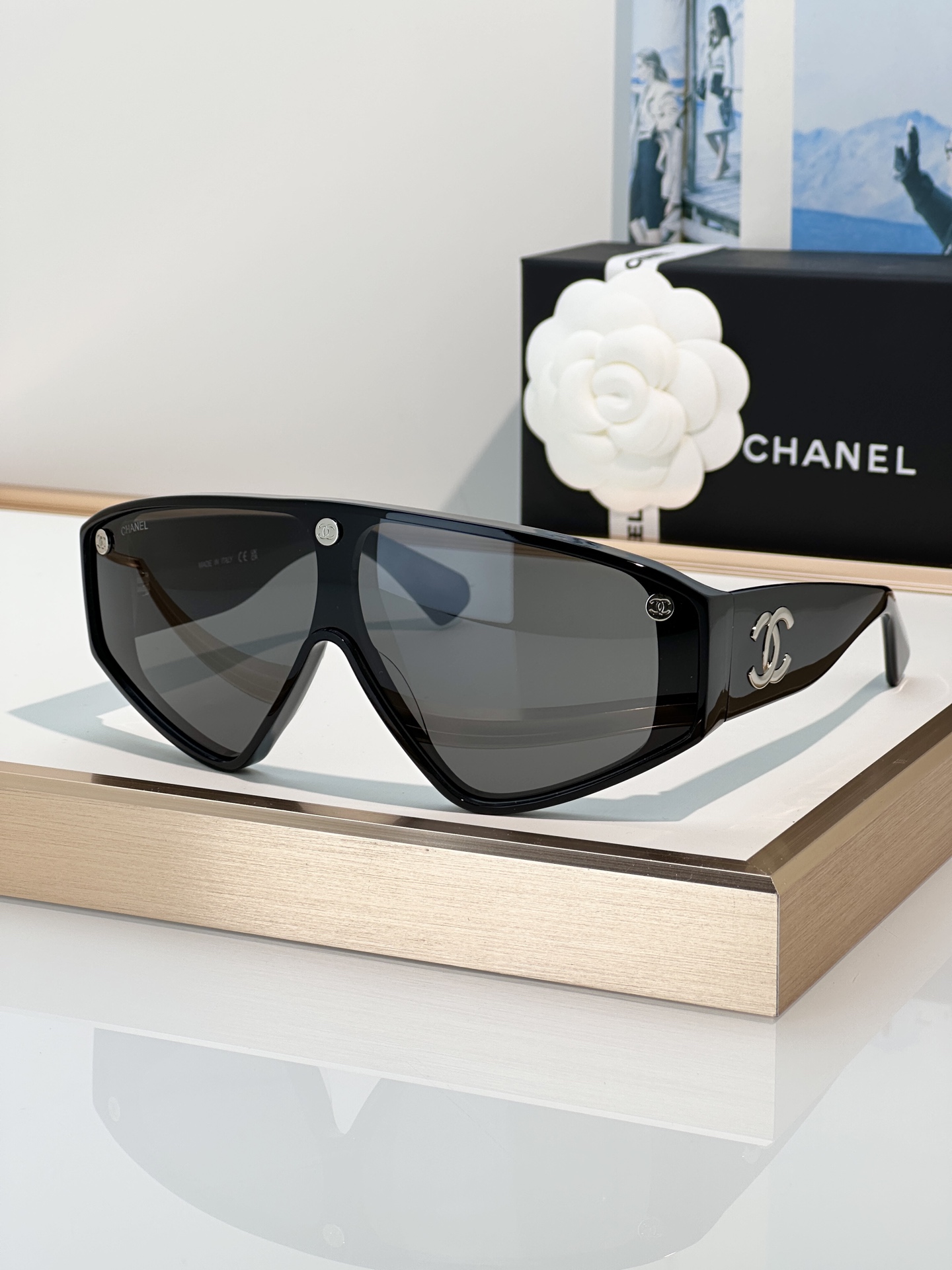 Chanel Sunglasses 9205