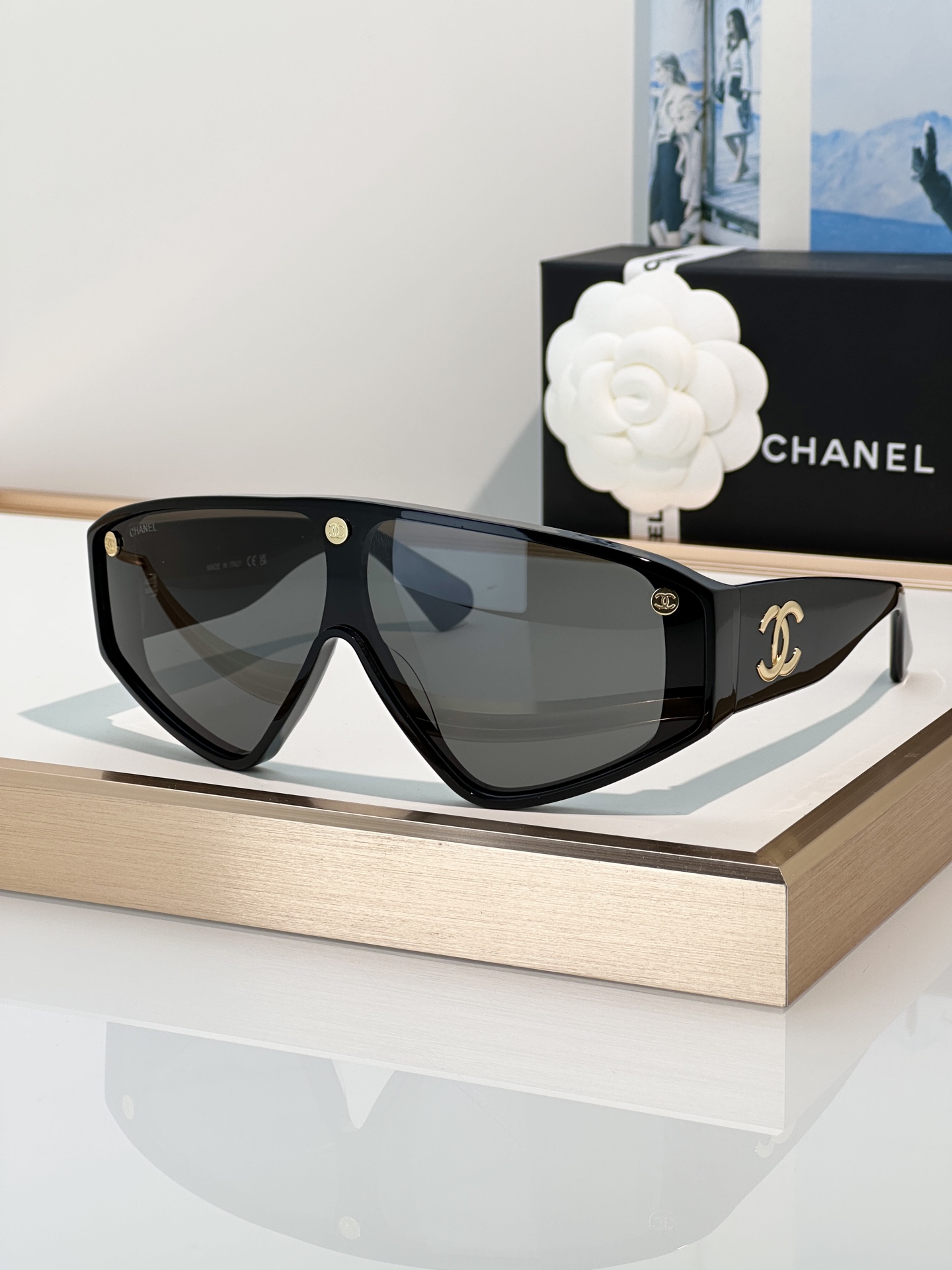 Chanel Sunglasses 9205