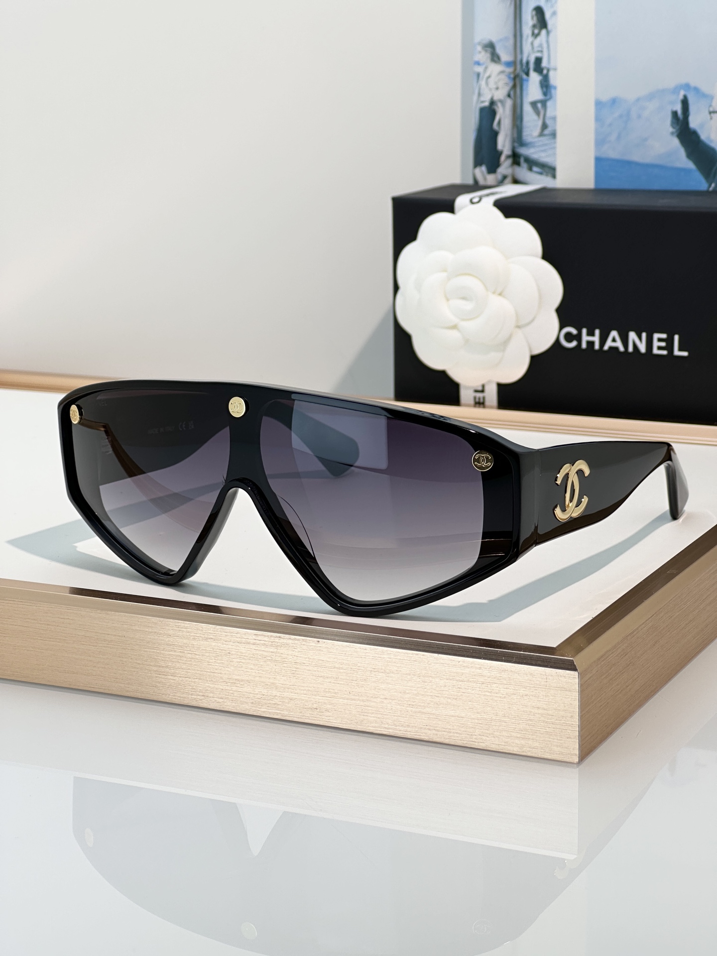 Chanel Sunglasses 9205