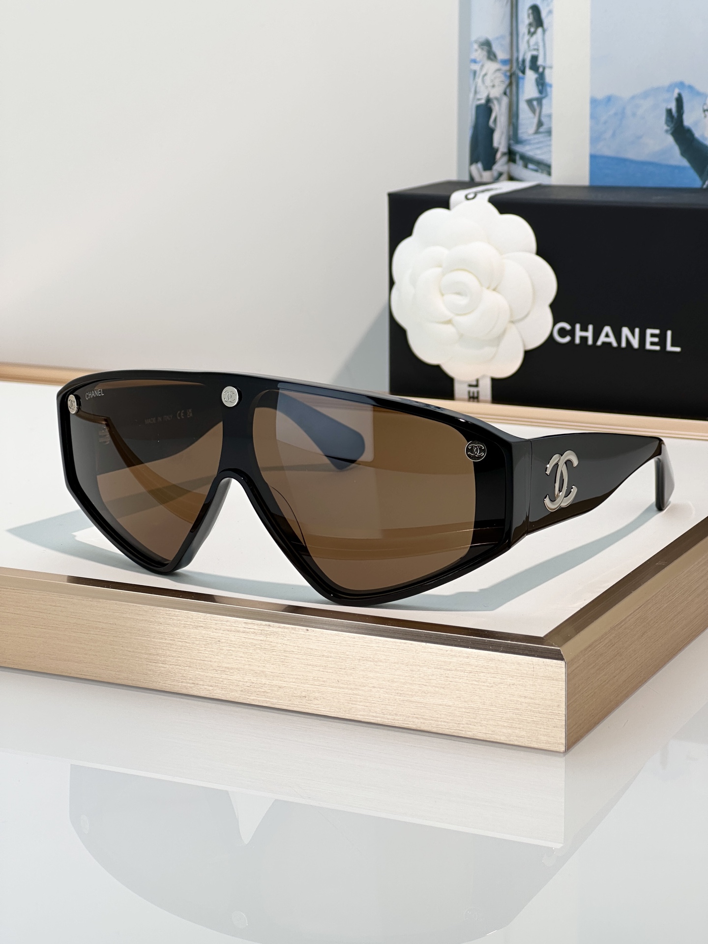 Chanel Sunglasses 9205