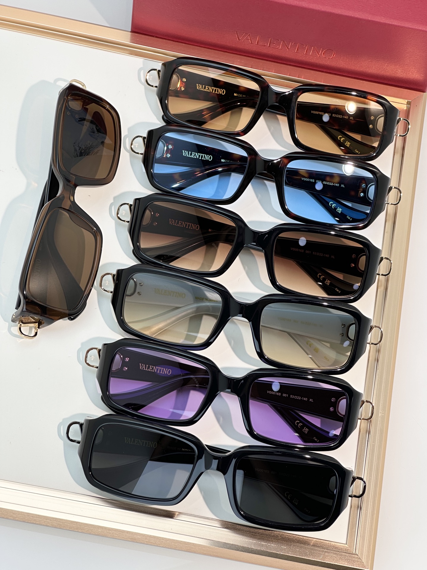 Designer Sunglasses VG0016S