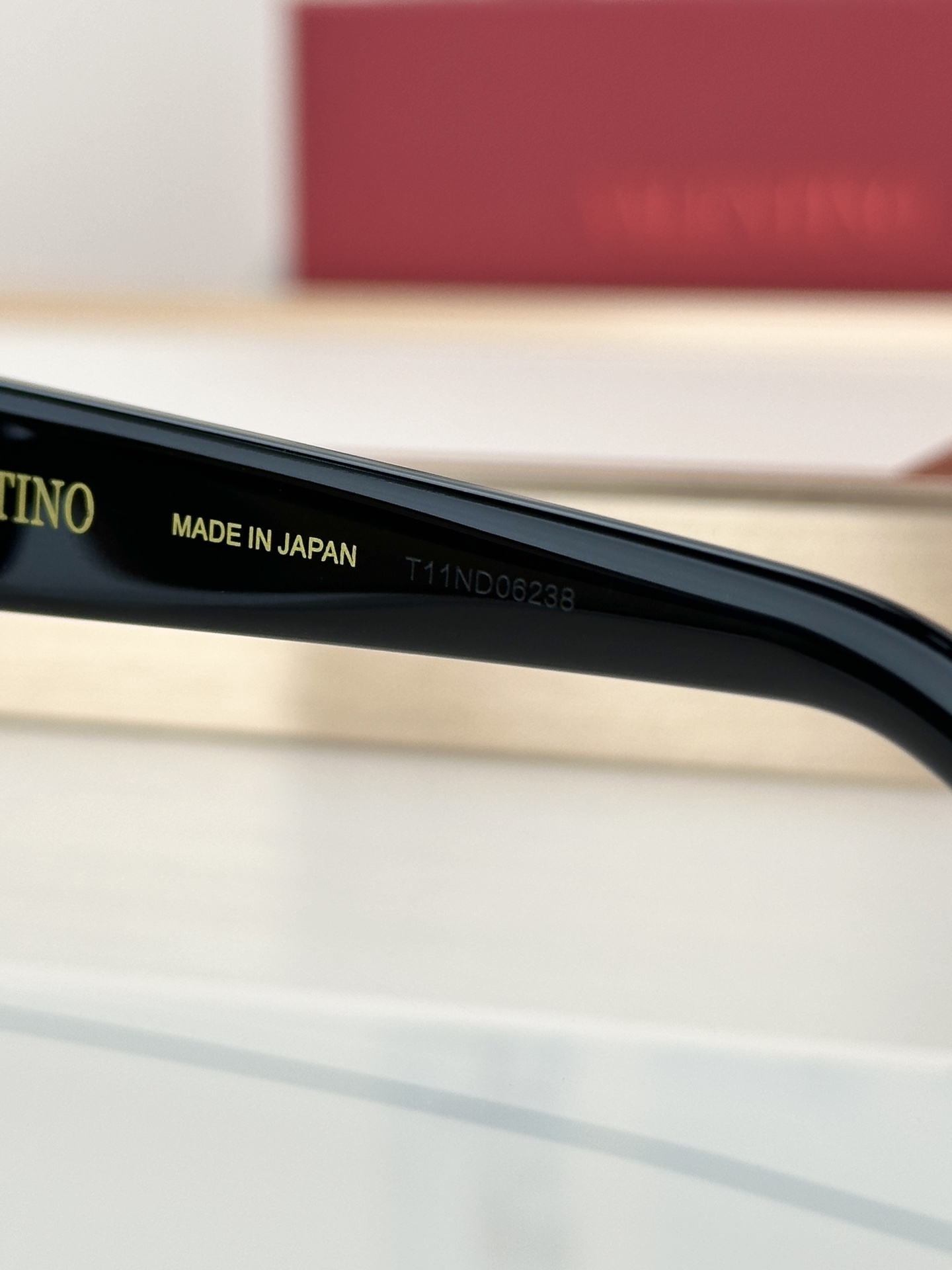Designer Sunglasses VG0039SK
