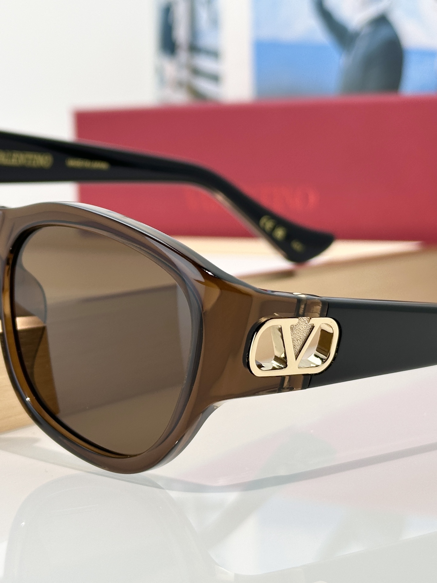 Designer Sunglasses VG0039SK
