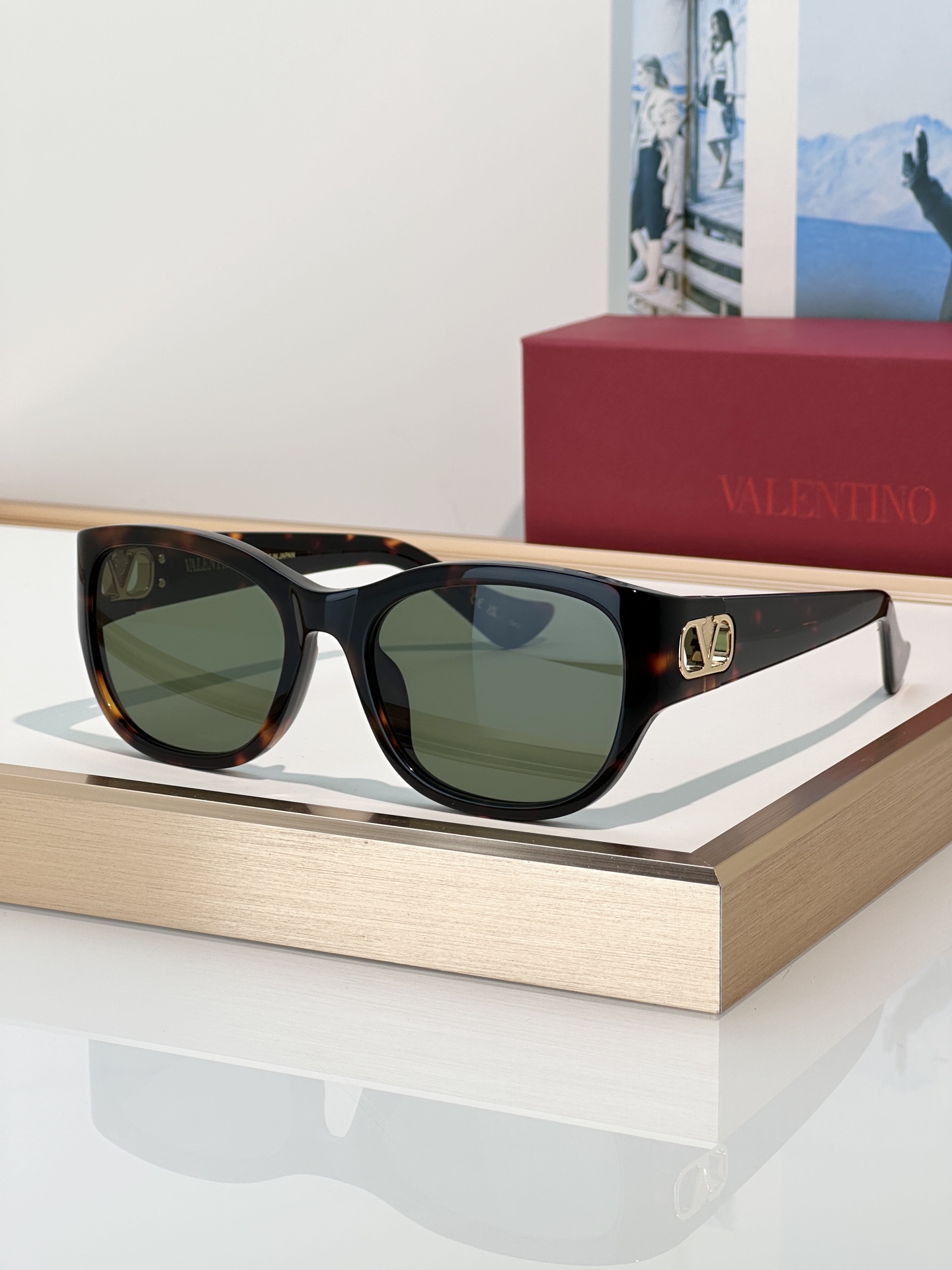Designer Sunglasses VG0039SK