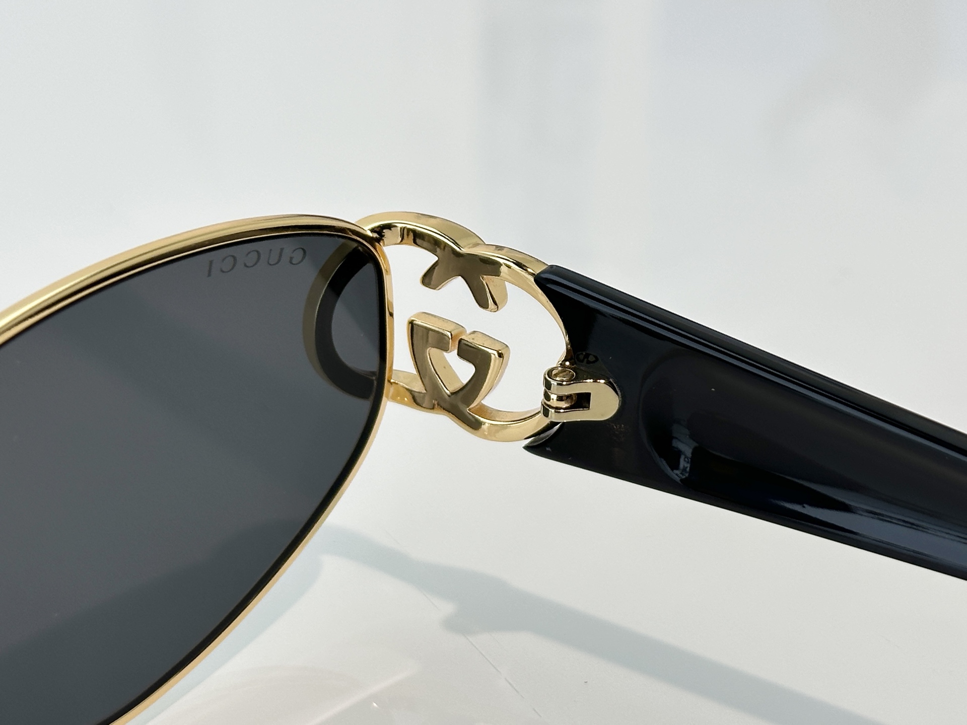 Designer Sunglasses GG2233S