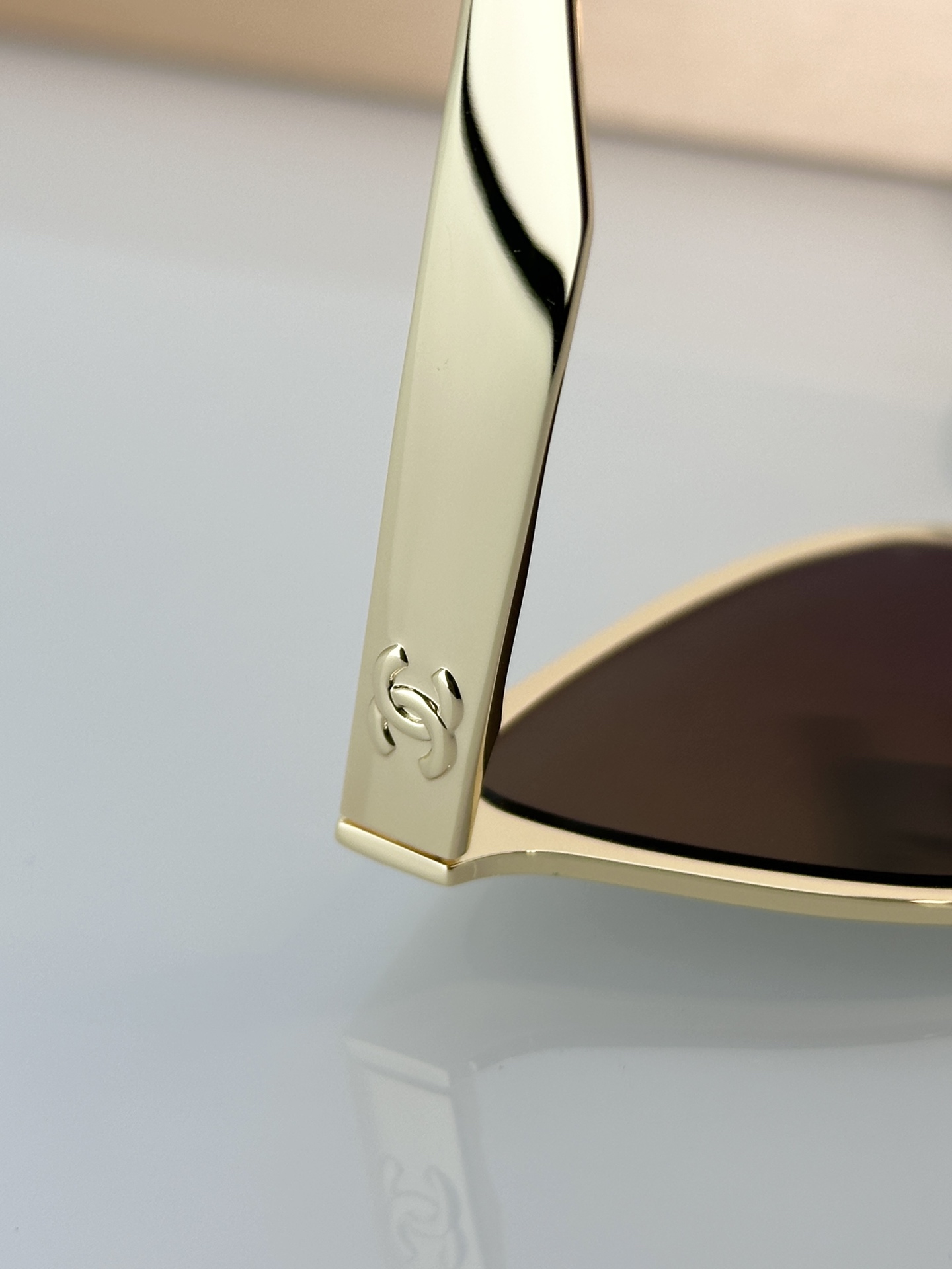 Chanel Sunglasses 9587