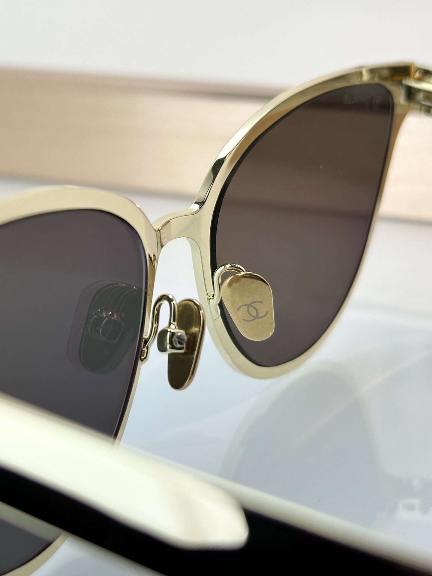 Chanel Sunglasses 9587