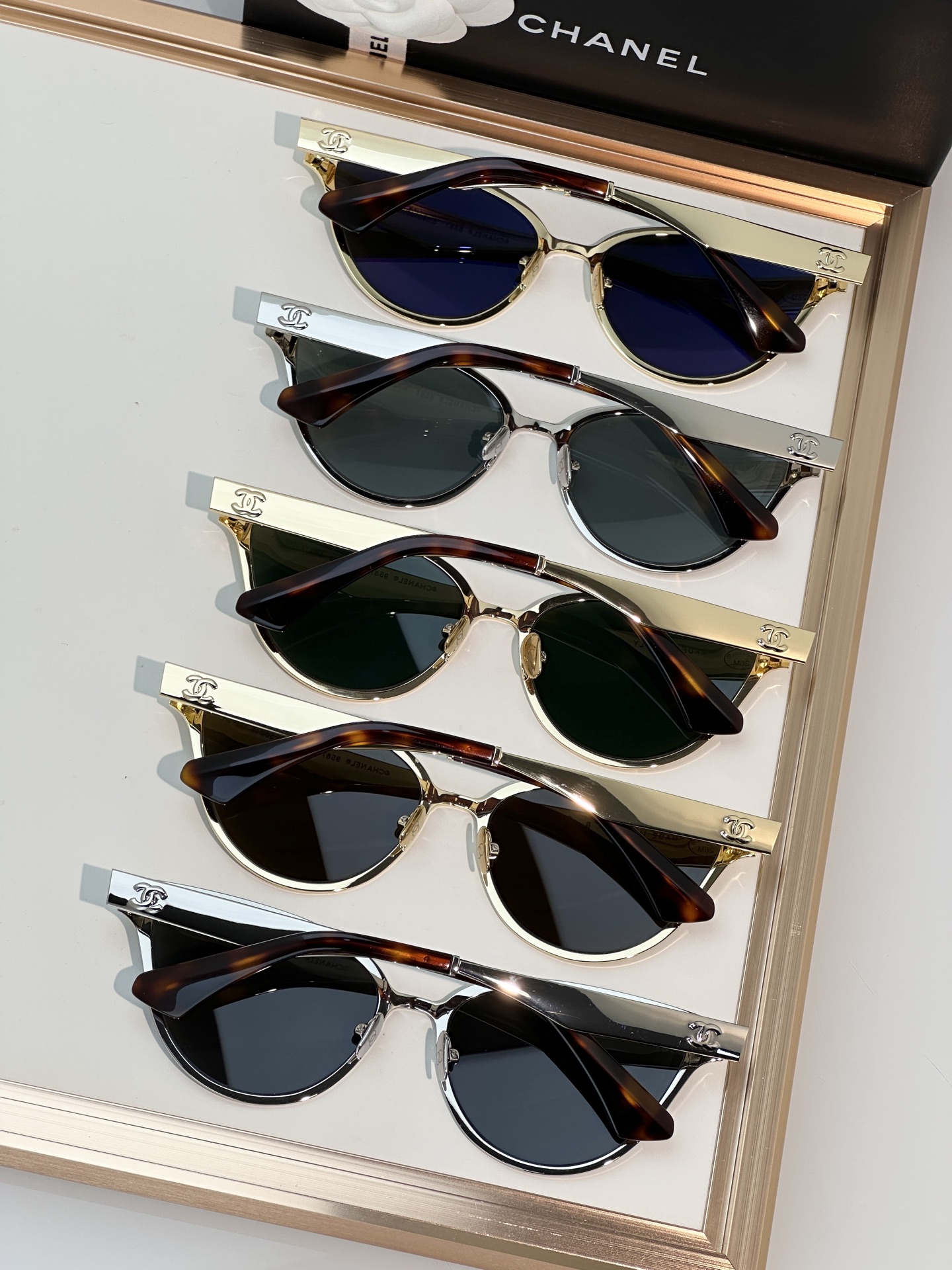 Chanel Sunglasses 9587