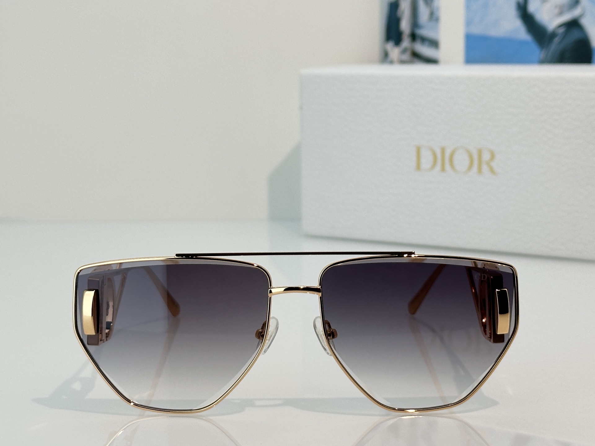 Designer Sunglasses DSGTA42UCR