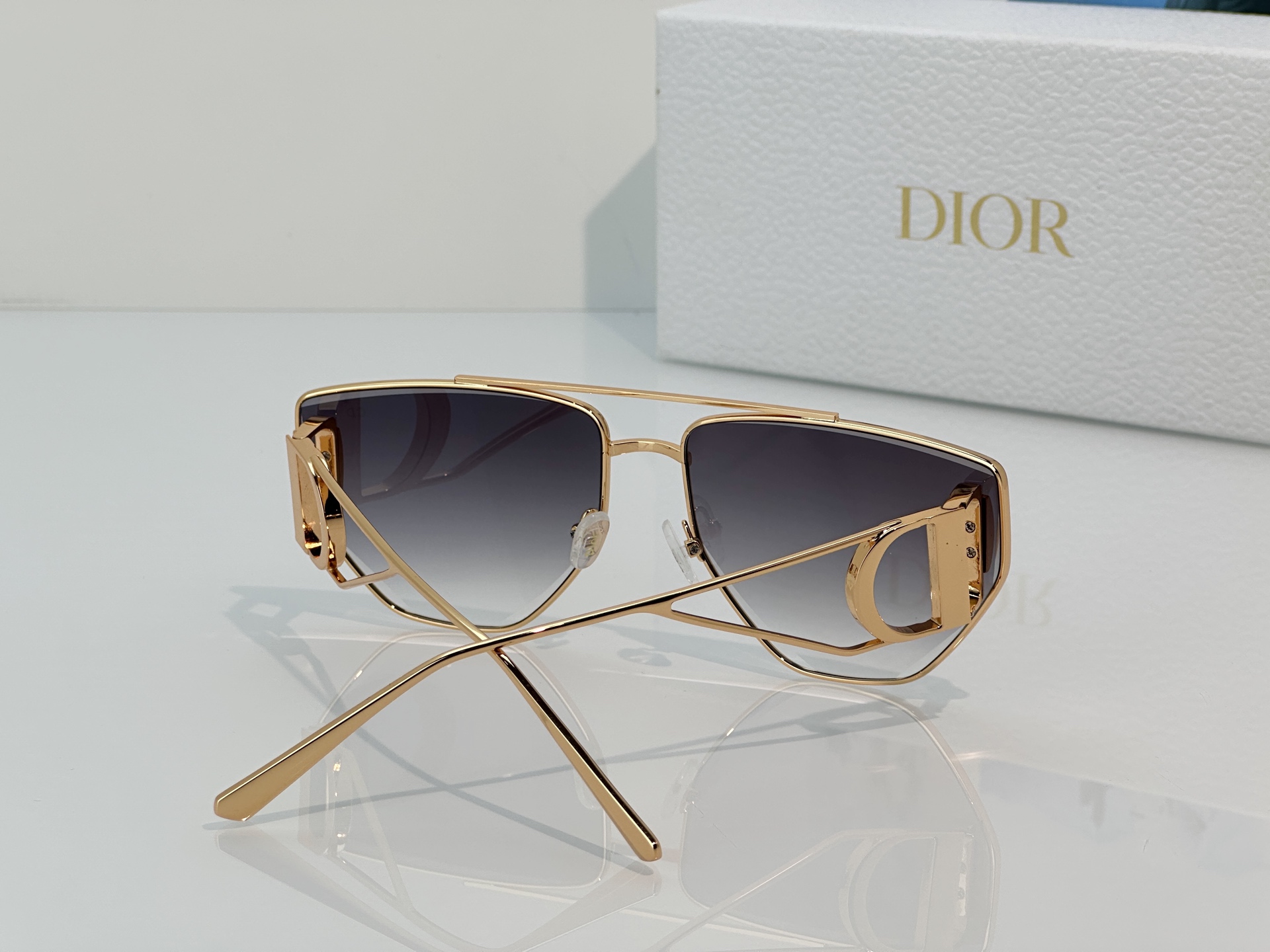 Designer Sunglasses DSGTA42UCR