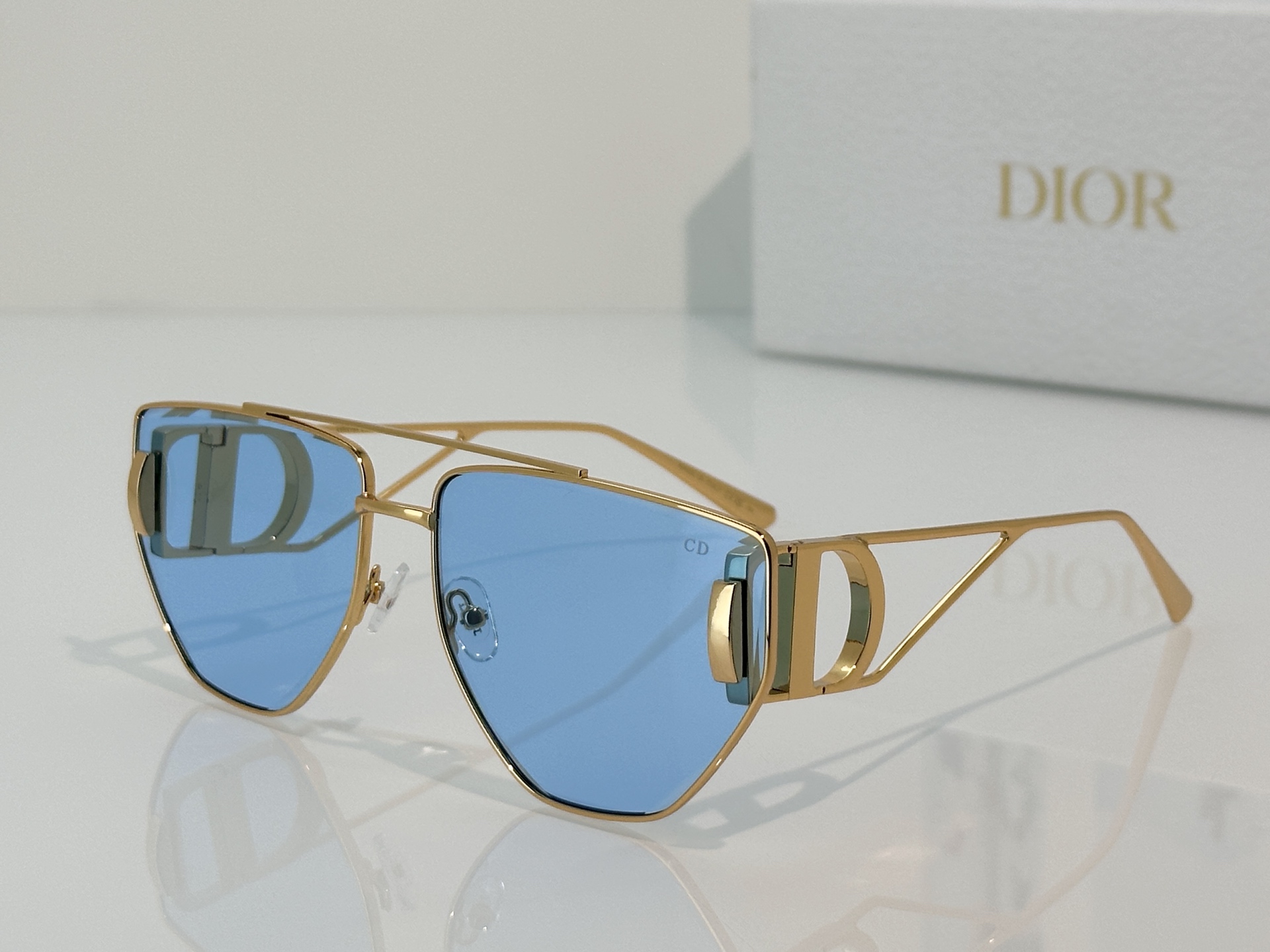 Designer Sunglasses DSGTA42UCR