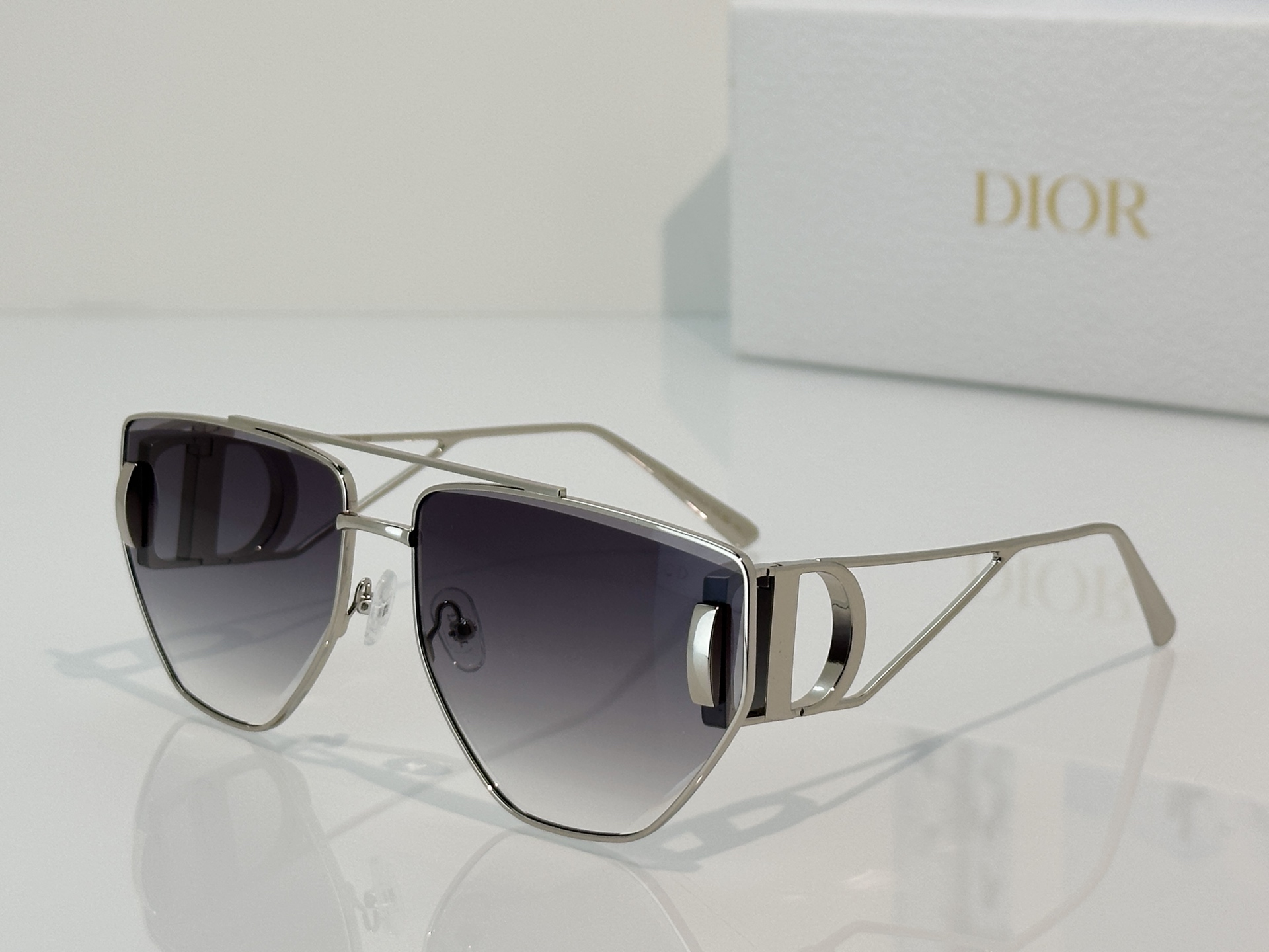 Designer Sunglasses DSGTA42UCR