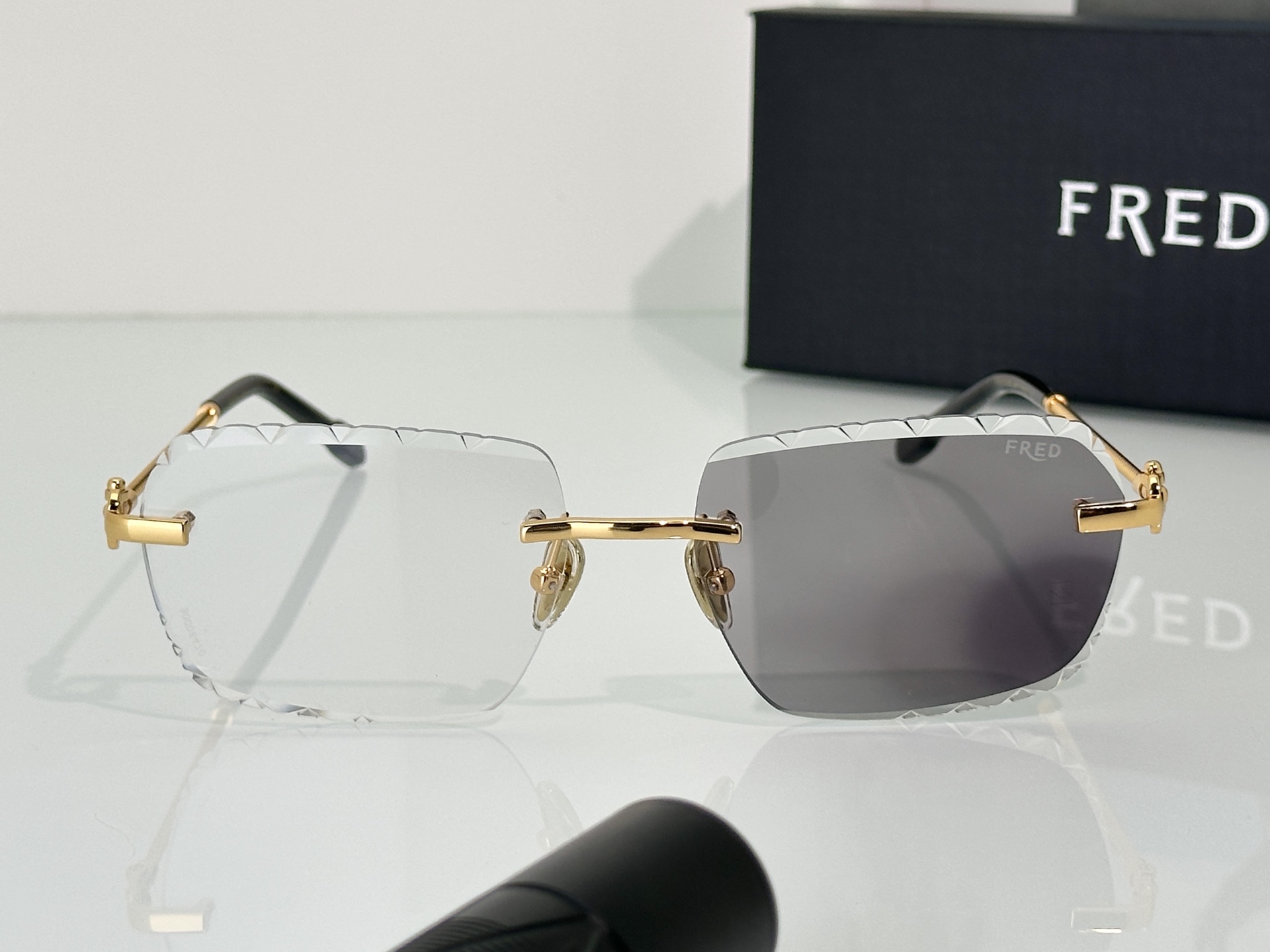 Designer Sunglasses FG5741SU