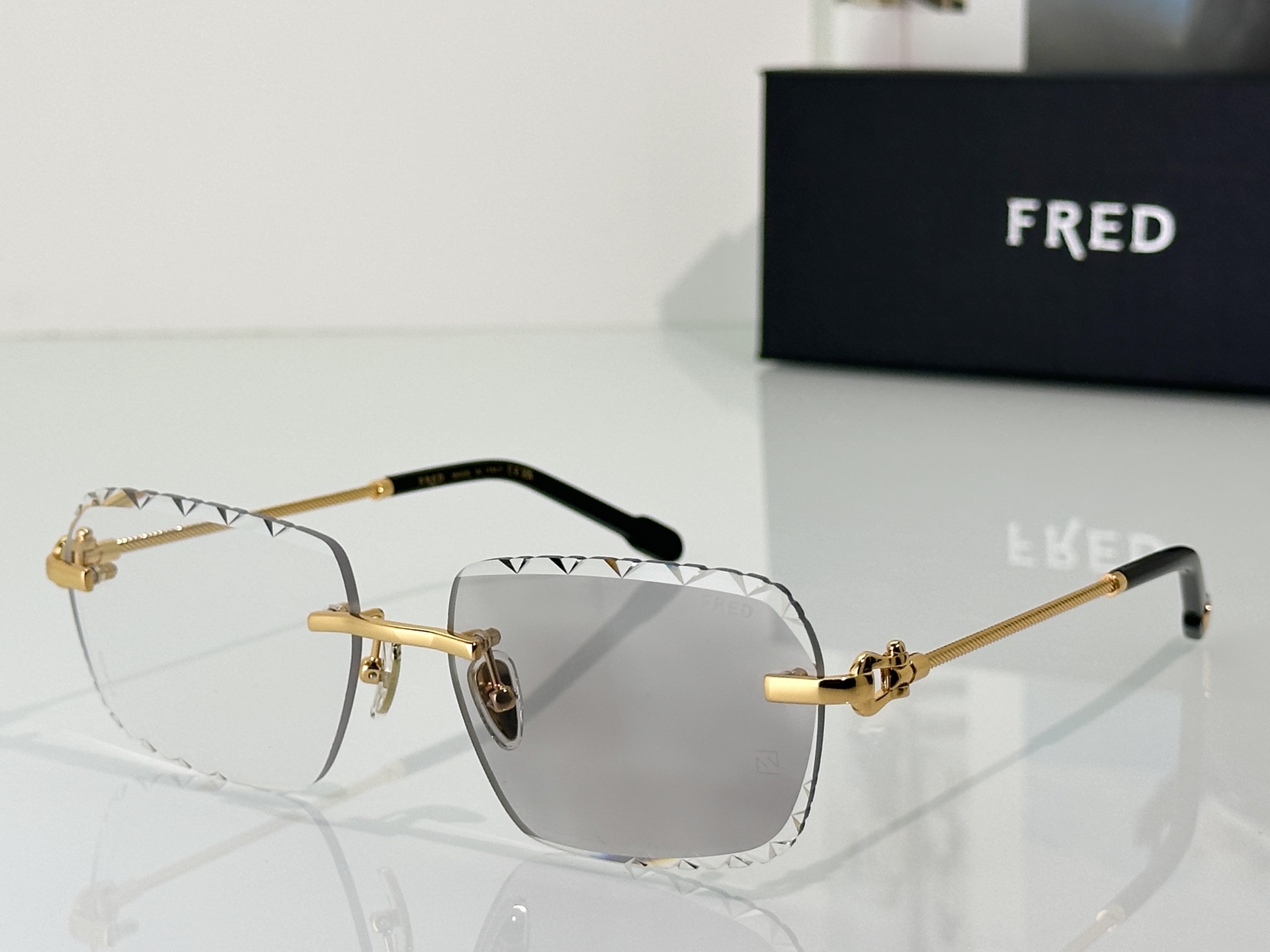 Designer Sunglasses FG5741SU