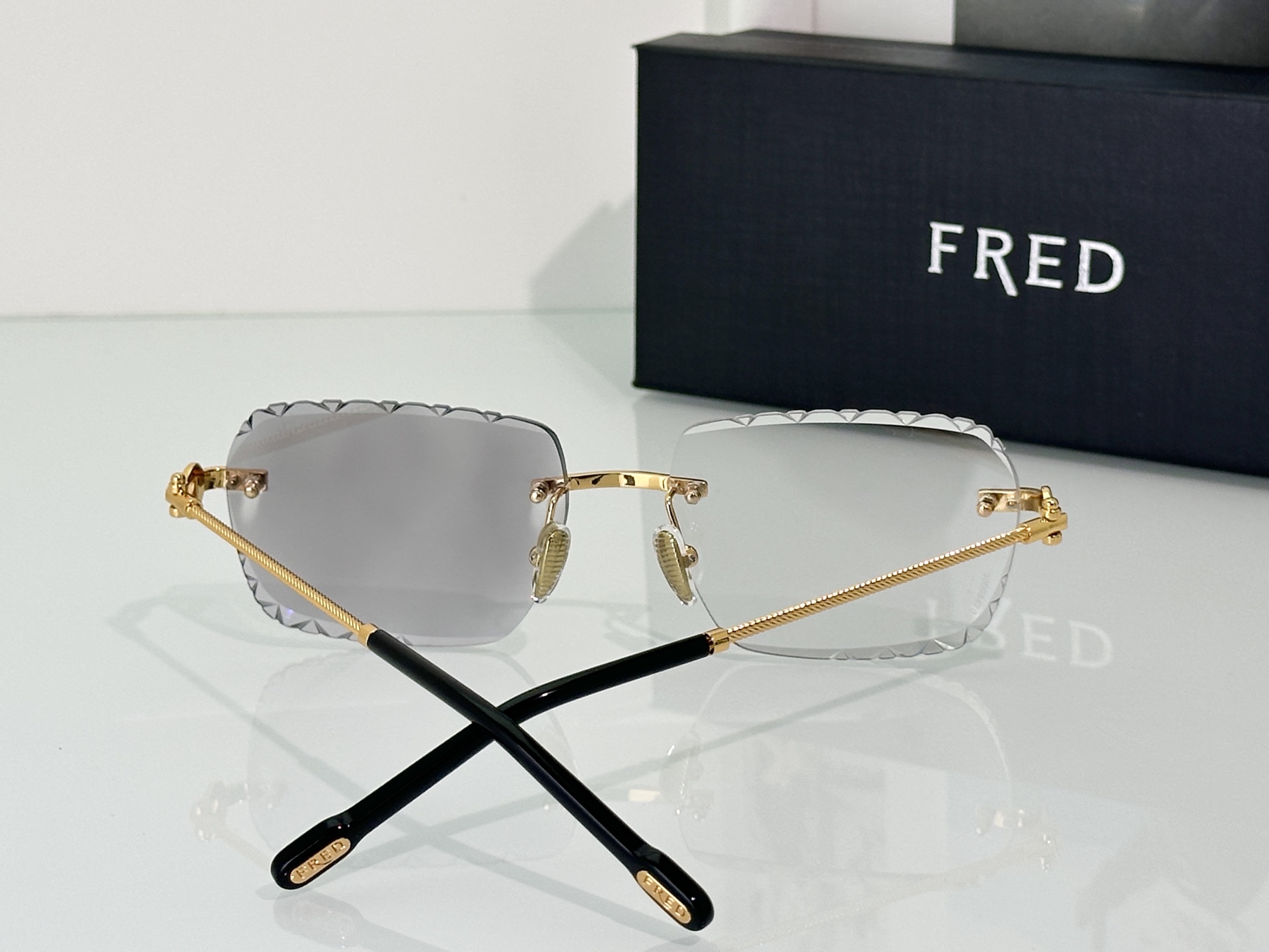 Designer Sunglasses FG5741SU