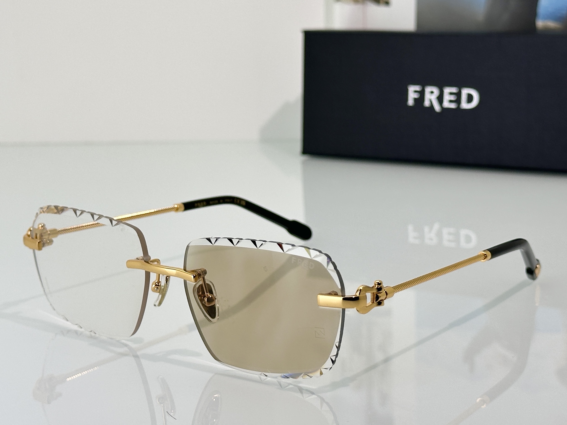 Designer Sunglasses FG5741SU